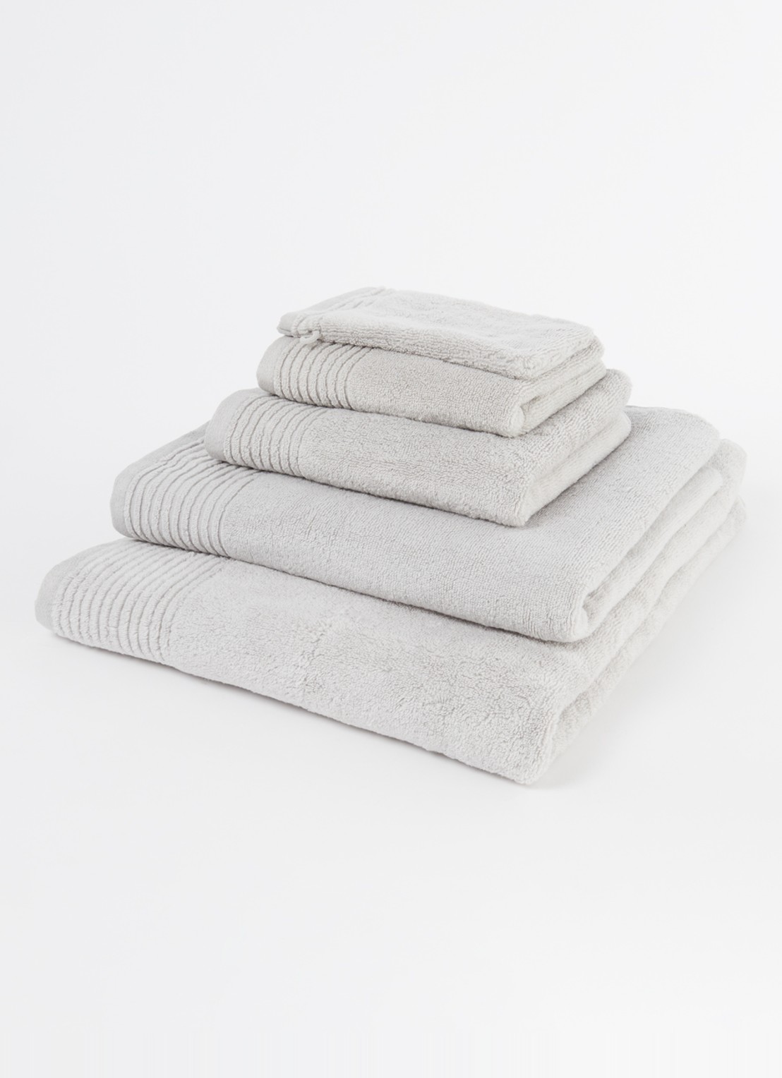 Olivier Desforges Alizee gastendoek - 450 gr/m² - 40 x 60 cm - voorkant 3 lichtgrijs