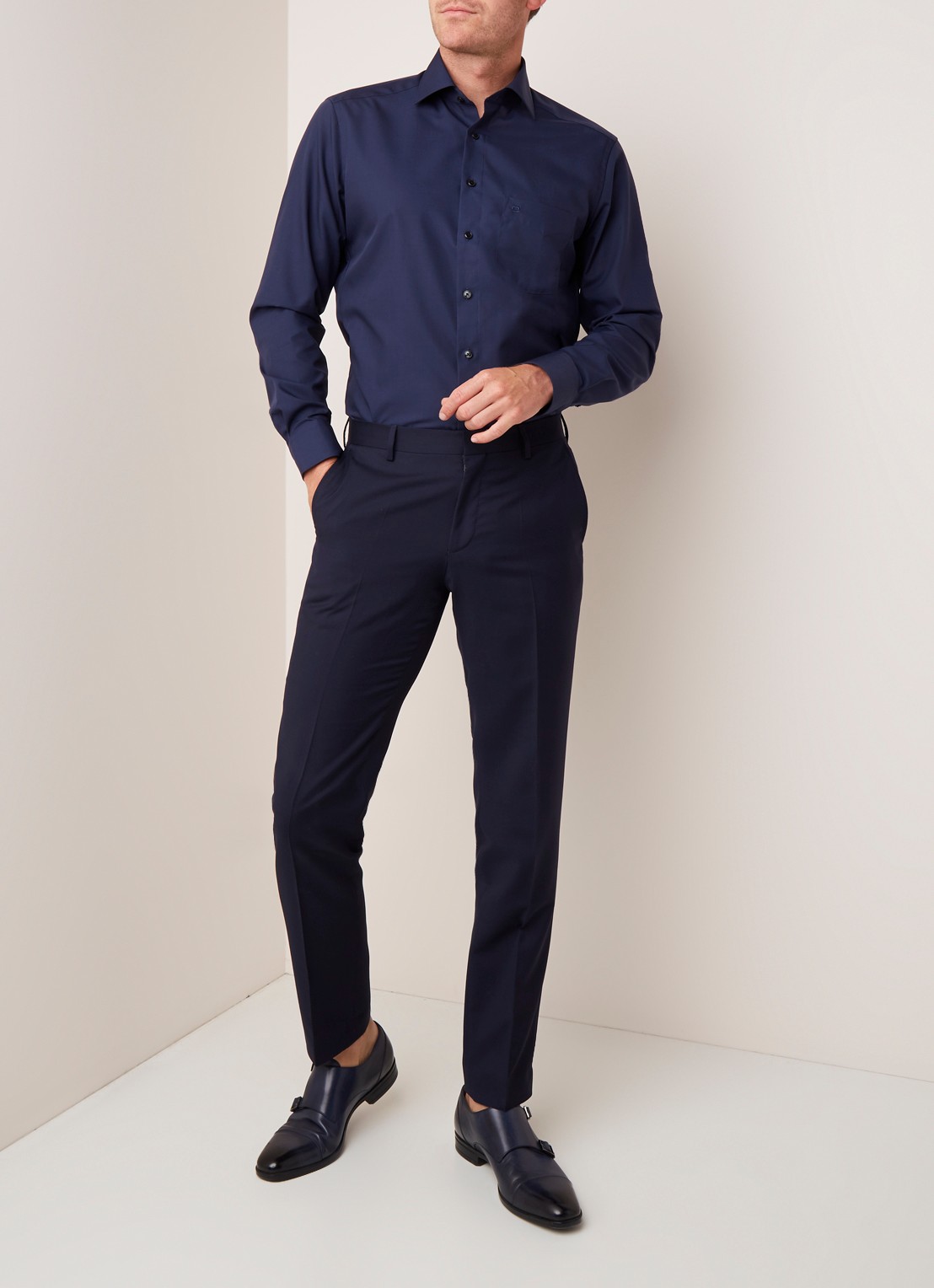Olymp Luxor modern fit overhemd in uni - voorkant 4 donkerblauw