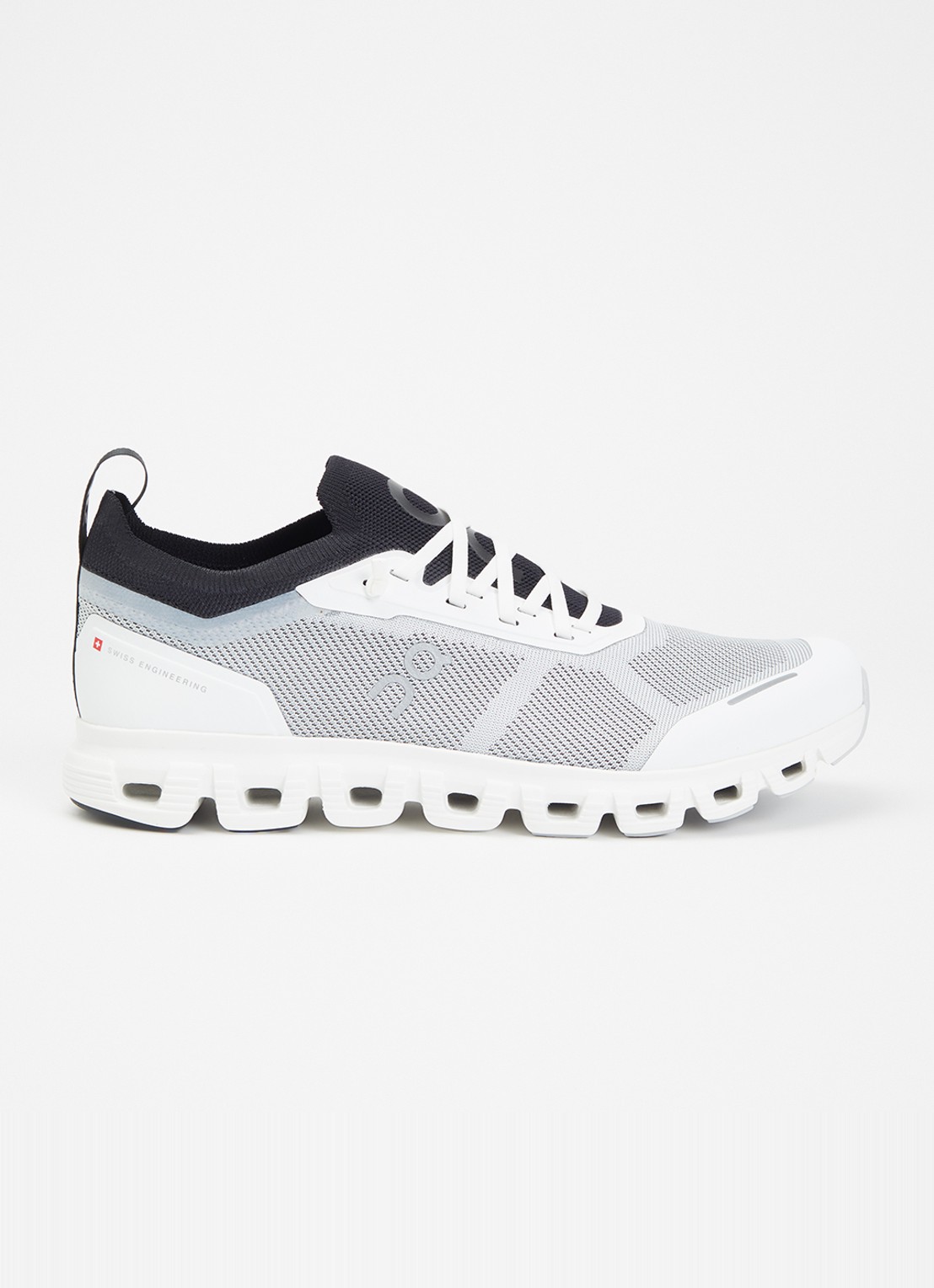 On Cloud 6 Versa sneaker van mesh - voorkant 4 wit