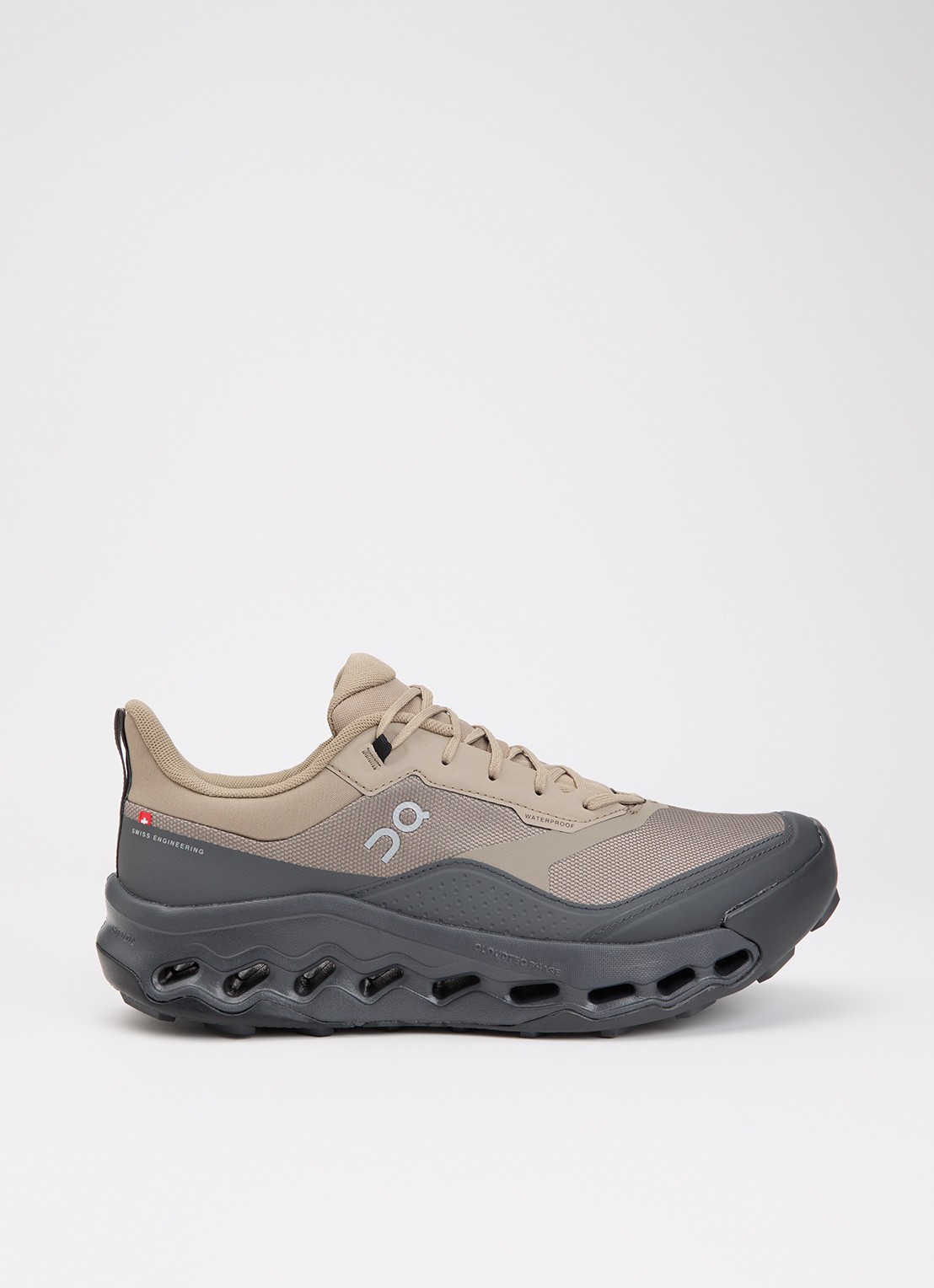 On Cloudhorizon 2 WP sneaker met gebreid bovenwerk en logo - voorkant 4 zand