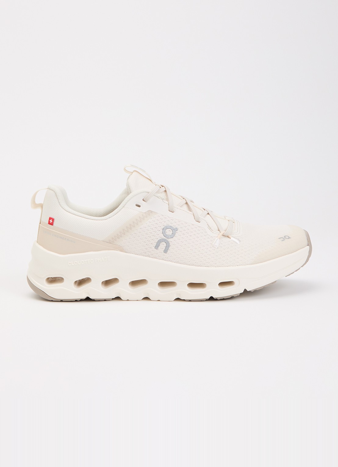 On Cloudleap sneaker met mesh details - voorkant 2 gebroken wit