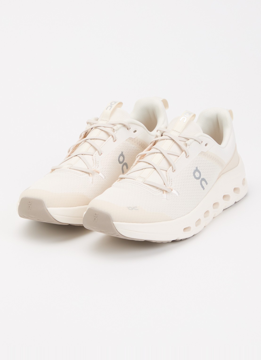 On Cloudleap sneaker met mesh details - voorkant 3 gebroken wit