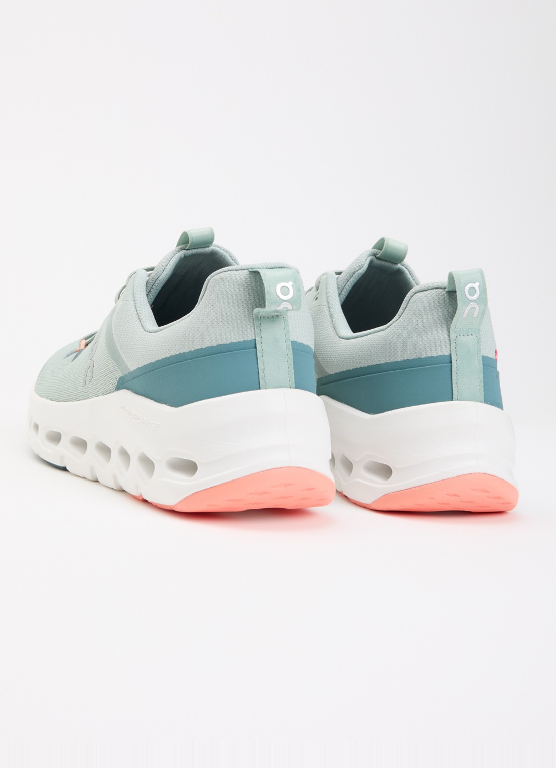 On Cloudleap sneaker met mesh details - achterkant 5 mint