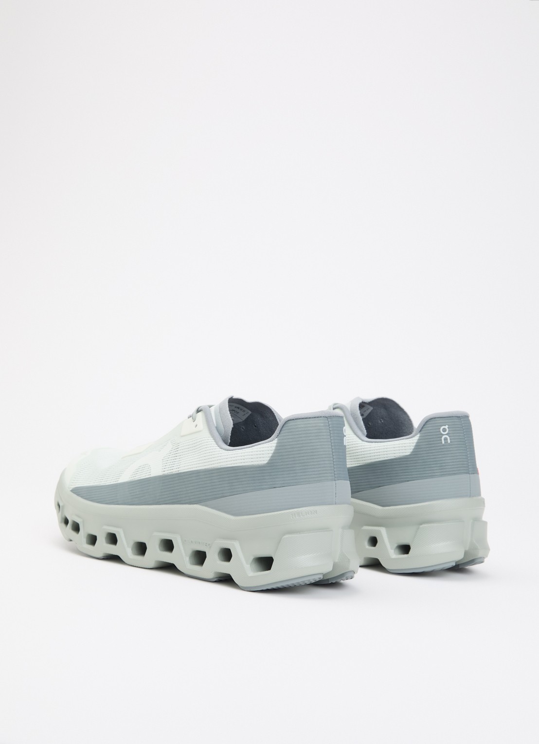 On Cloudmonster Void sneaker van mesh met logo - achterkant 5 mint