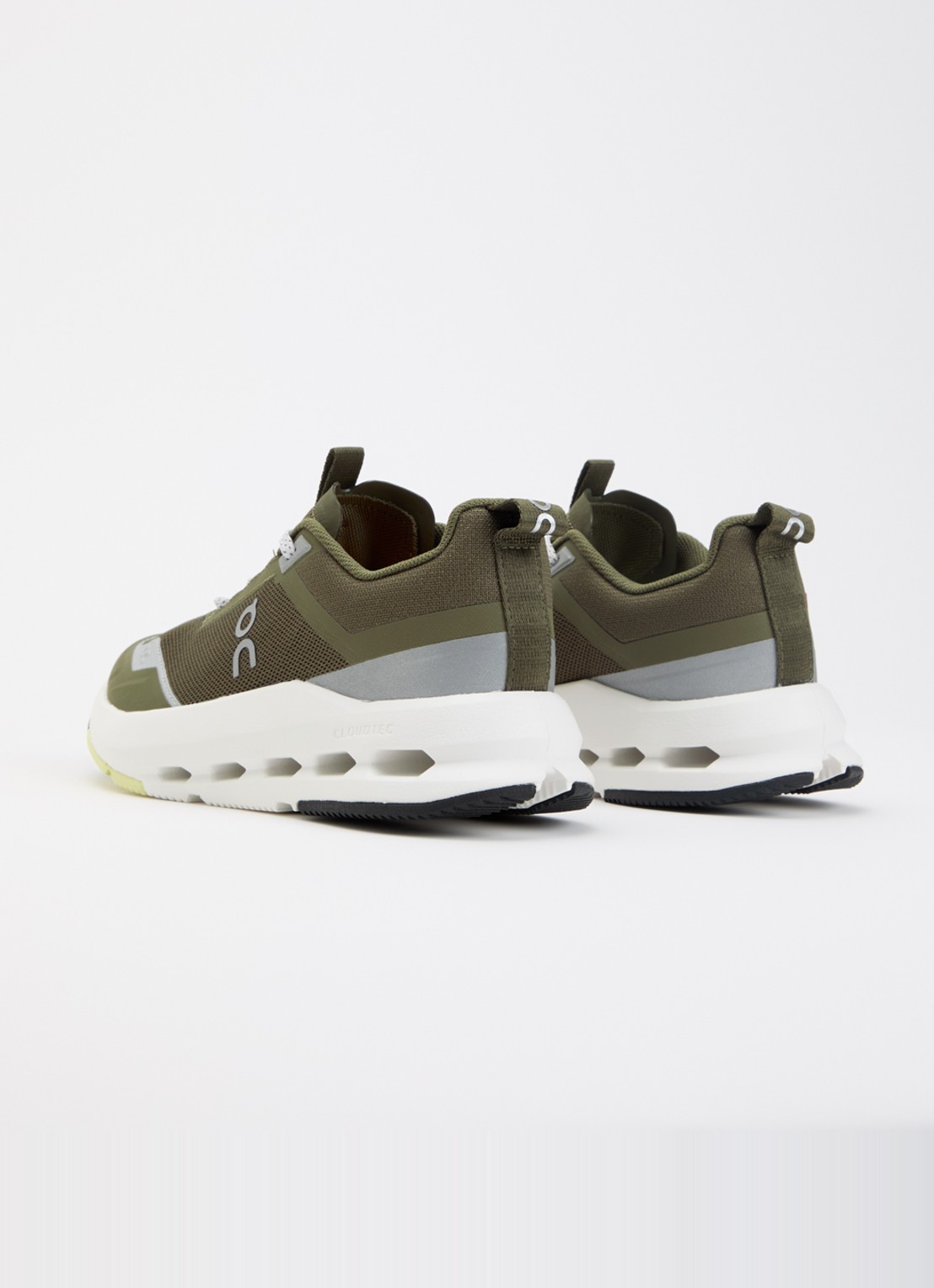 On Cloudnova Youth sneaker met details van mesh - achterkant 3 olijfgroen