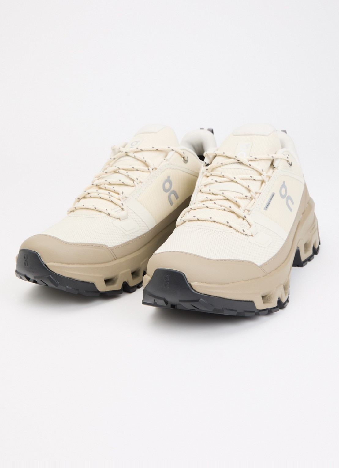 On Cloudrock sneaker met gebreid bovenwerk en logo - detail vanillegeel