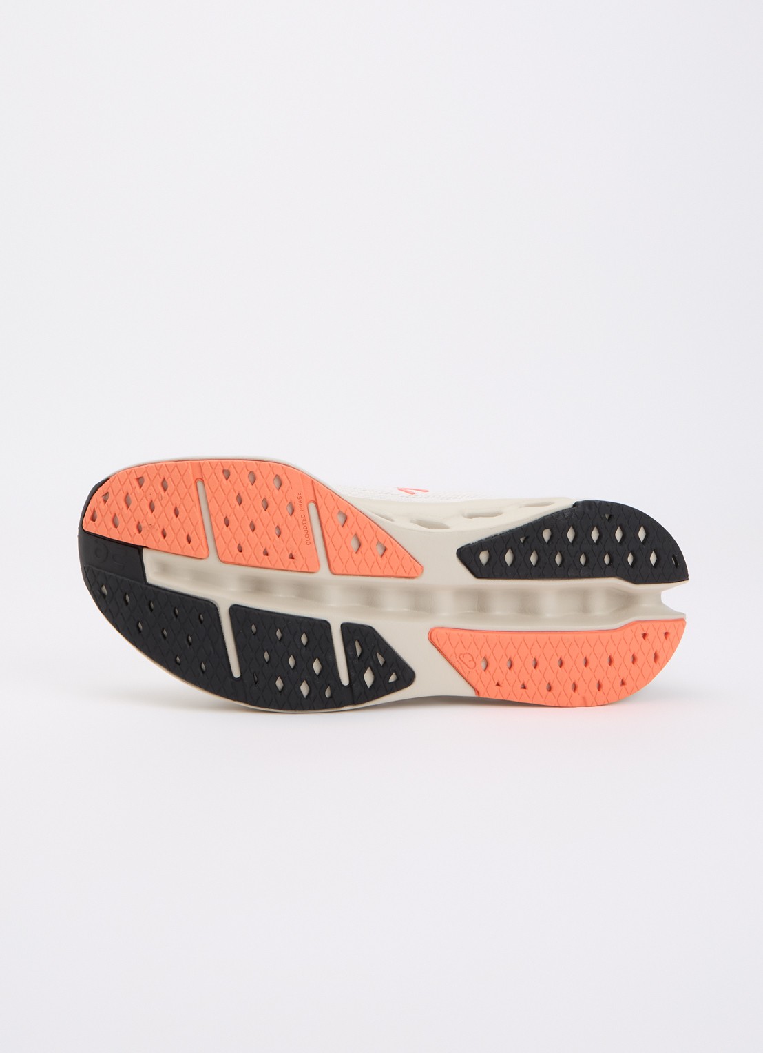 On Cloudsurfer Max sneaker met gebreid bovenwerk - detail 5 creme
