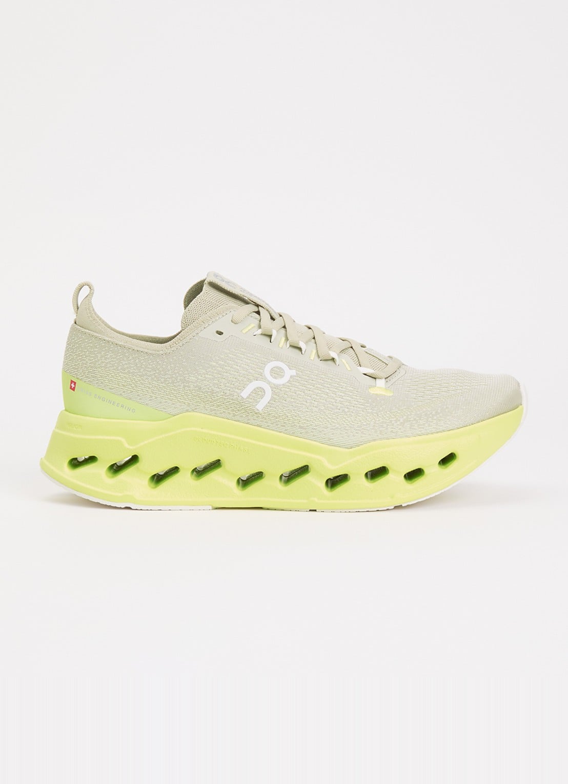 On Cloudsurfer Max sneaker van mesh met logo - voorkant 2 neongeel