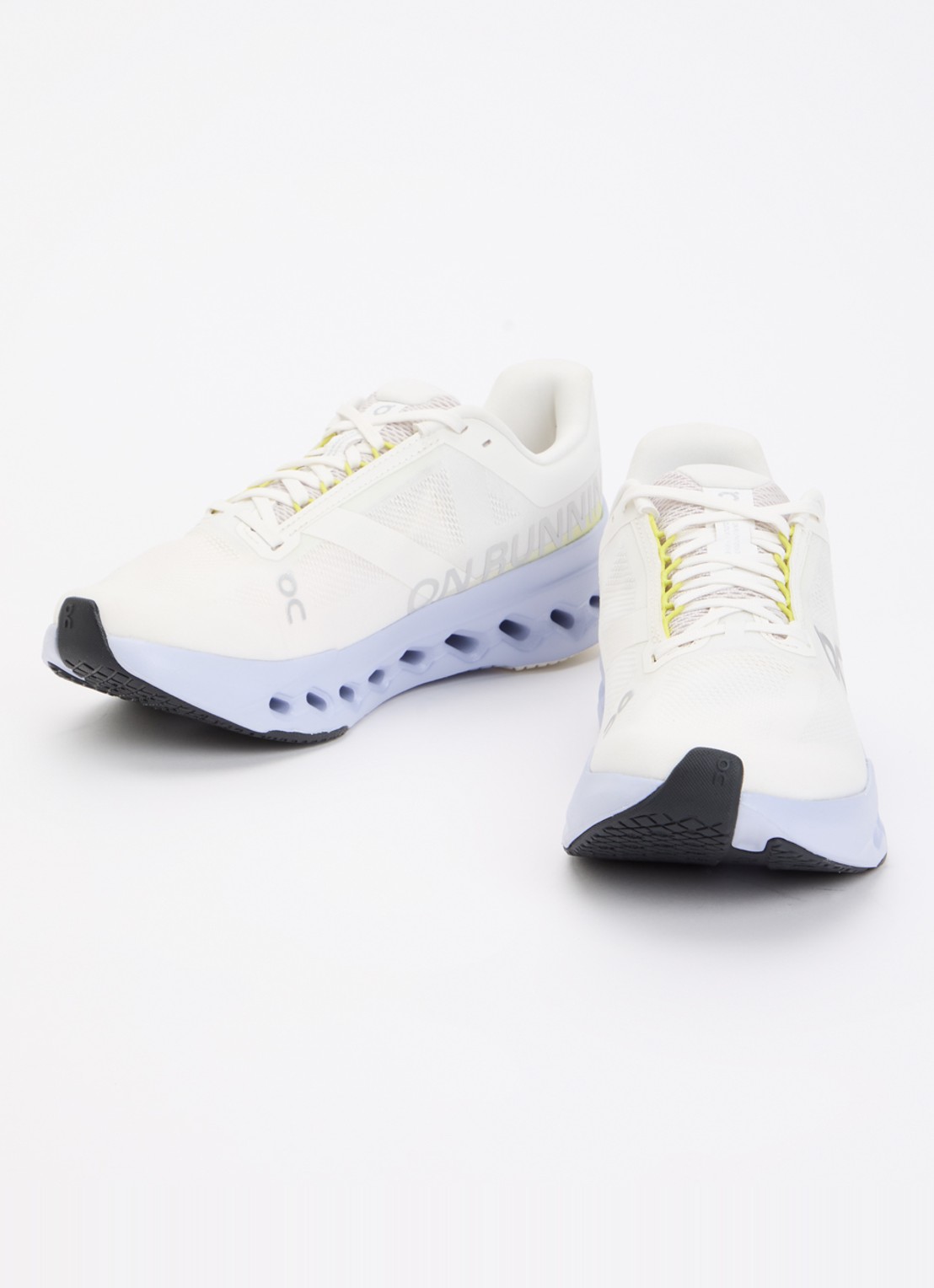 On Cloudsurfer Next sneaker met mesh details - detail ivoor