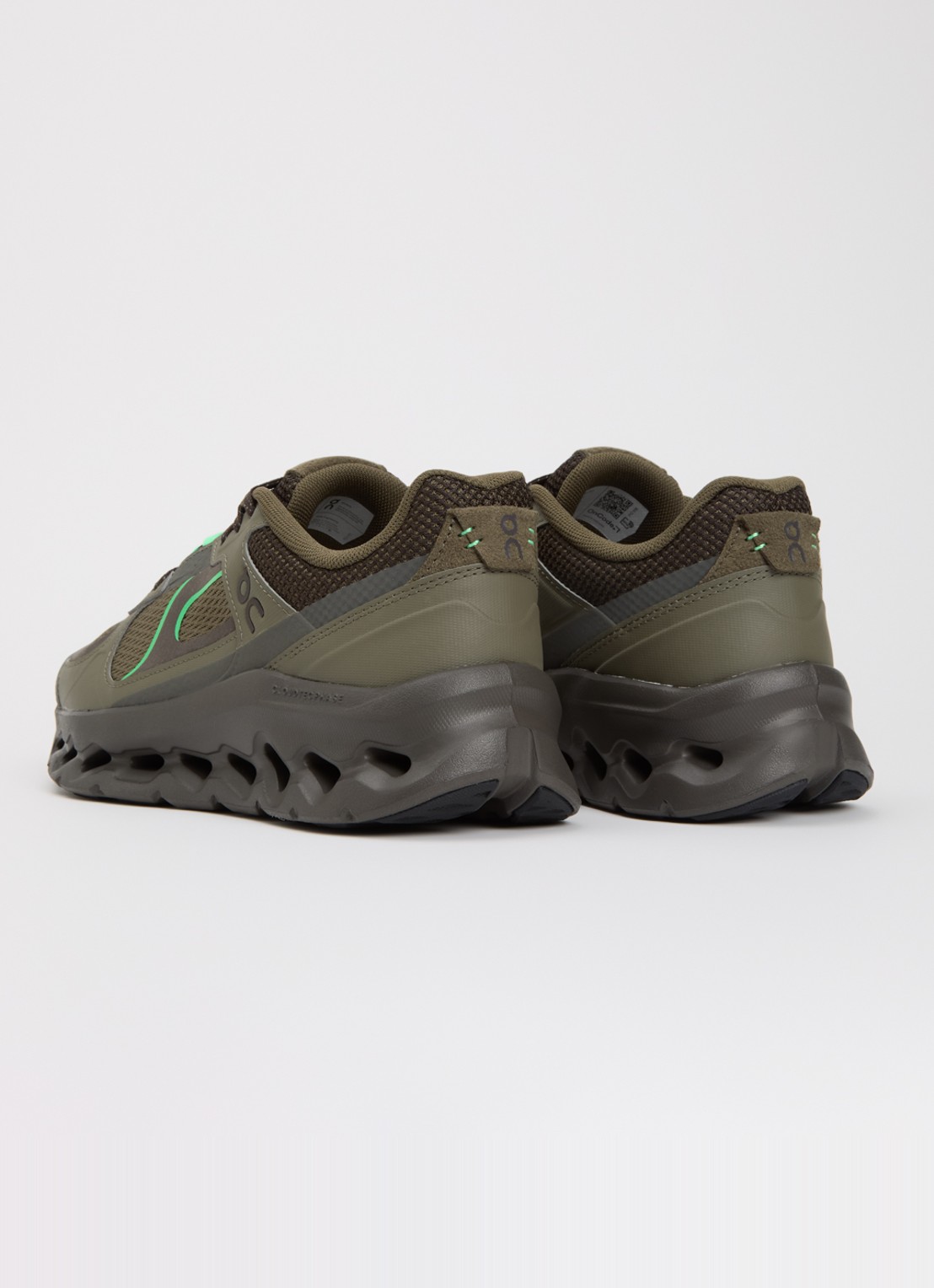 On Cloudtilt Arc sneaker van mesh met logo - achterkant 5 bronsgroen