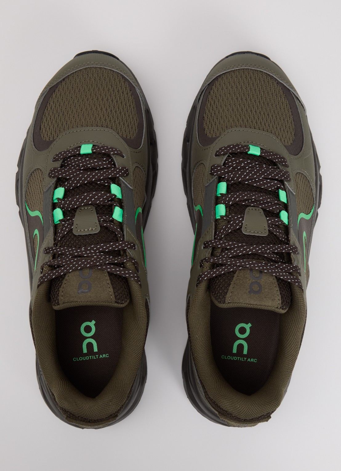 On Cloudtilt Arc sneaker van mesh met logo - detail 2 bronsgroen