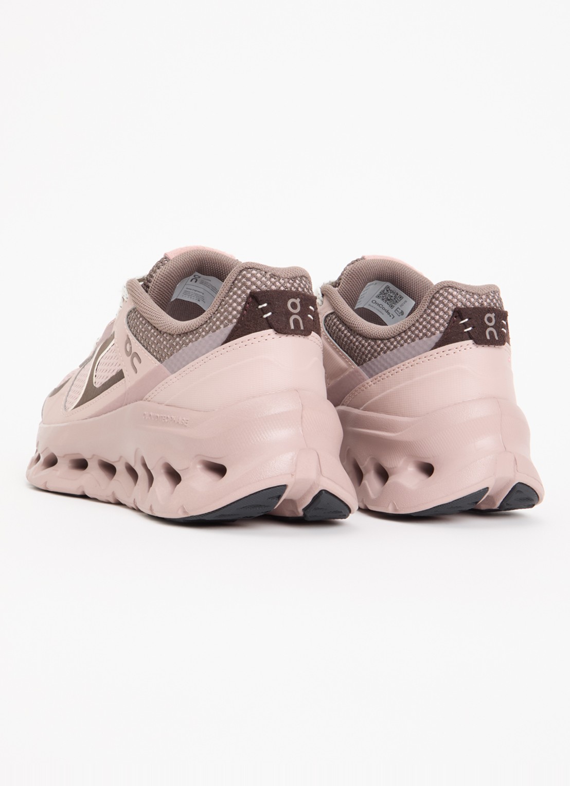 On Cloudtilt Arc sneaker van mesh met metallic details - achterkant 4 oudroze
