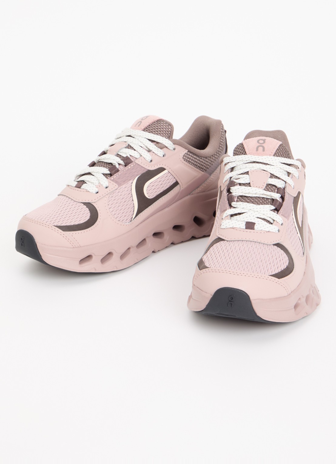 On Cloudtilt Arc sneaker van mesh met metallic details - detail oudroze