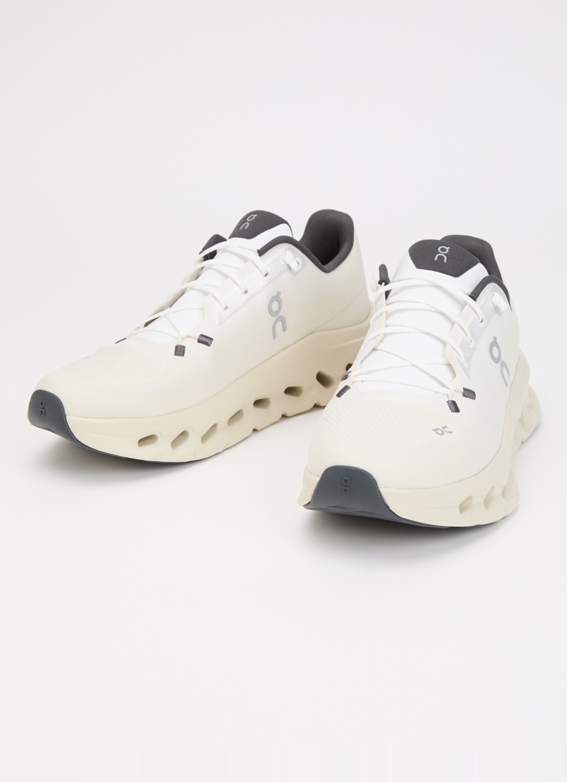 On Cloudtilt sneaker met gebreid bovenwerk en logo - detail creme