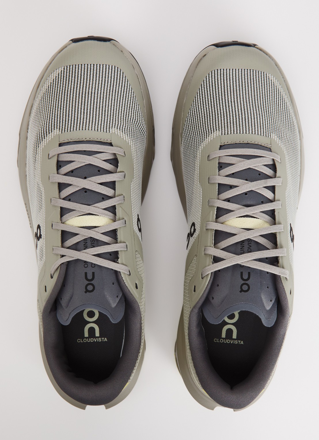 On Cloudvista 3 sneaker met gebreid bovenwerk - detail 3 donkerbeige