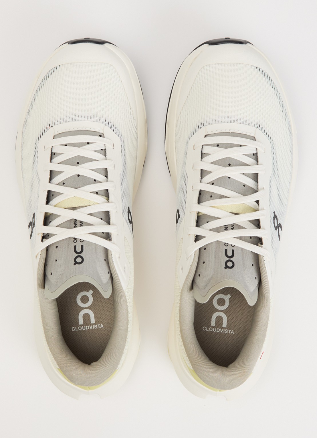 On Cloudvista 3 sneaker van mesh met logo - detail 2 ivoor