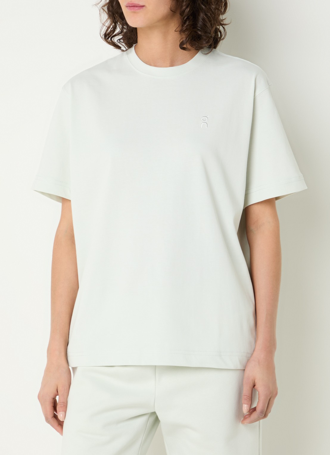 On Club Collective T-shirt met logo- en backprint - achterkant 2 lichtgroen