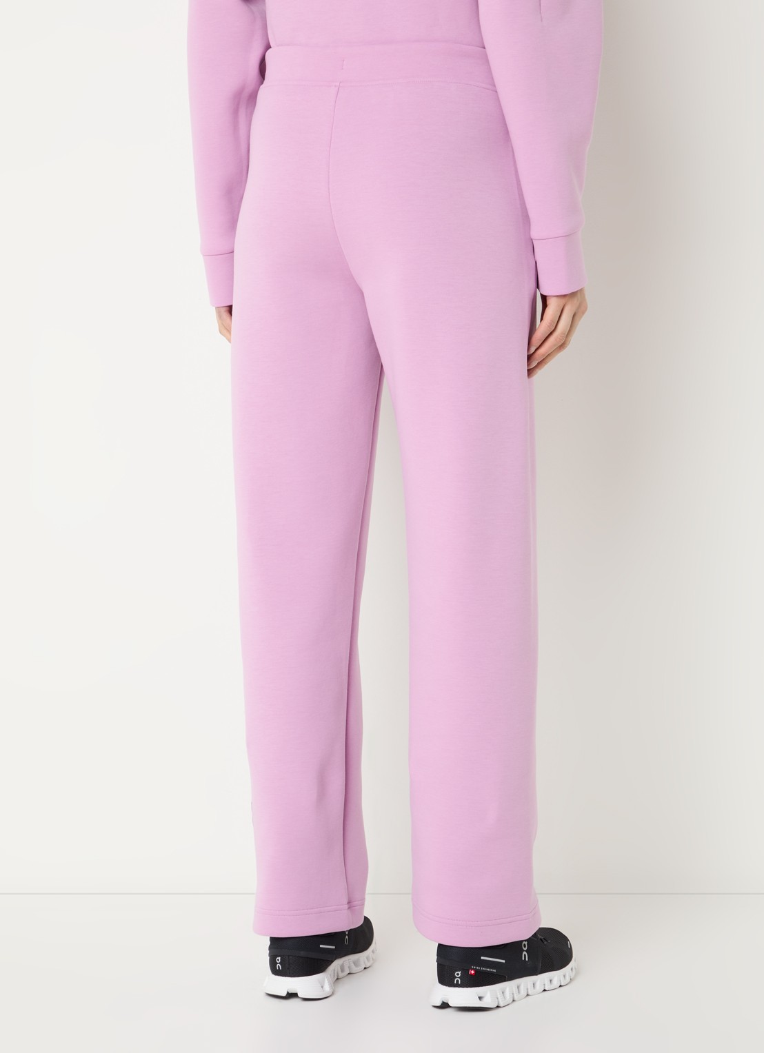On Focus Tech high waist straight fit joggingbroek met steekzakken - achterkant 3 roze