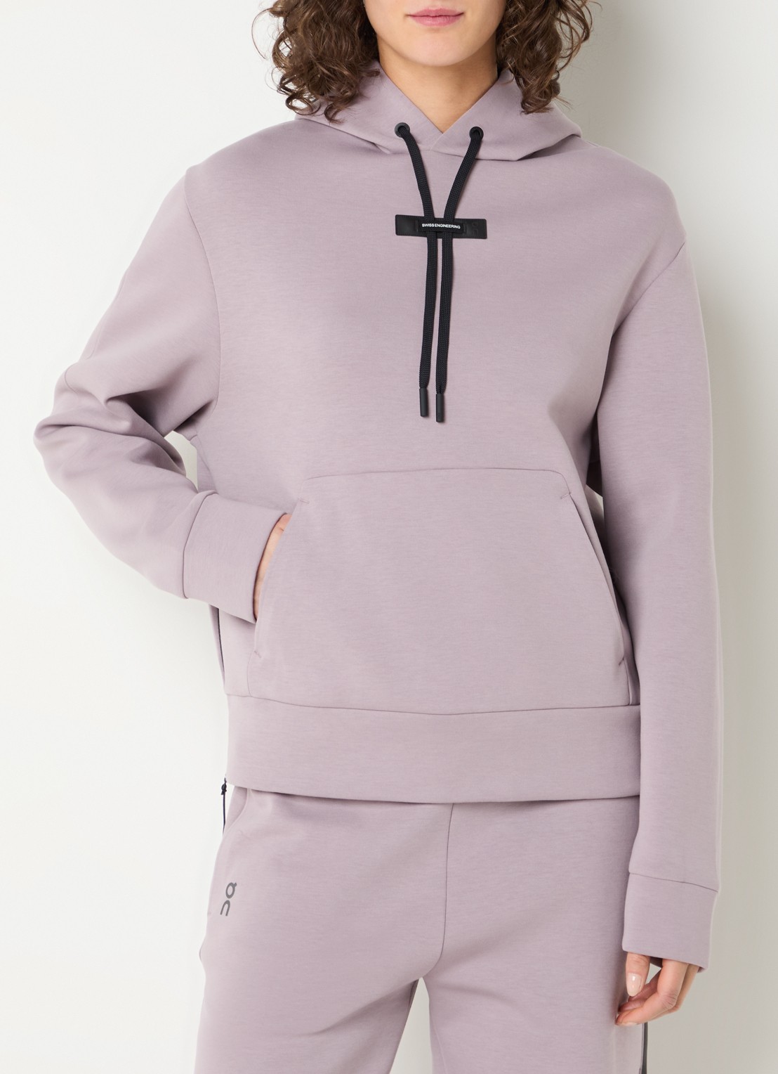 On Focus Tech hoodie met ritszakken - detail 4 oudroze