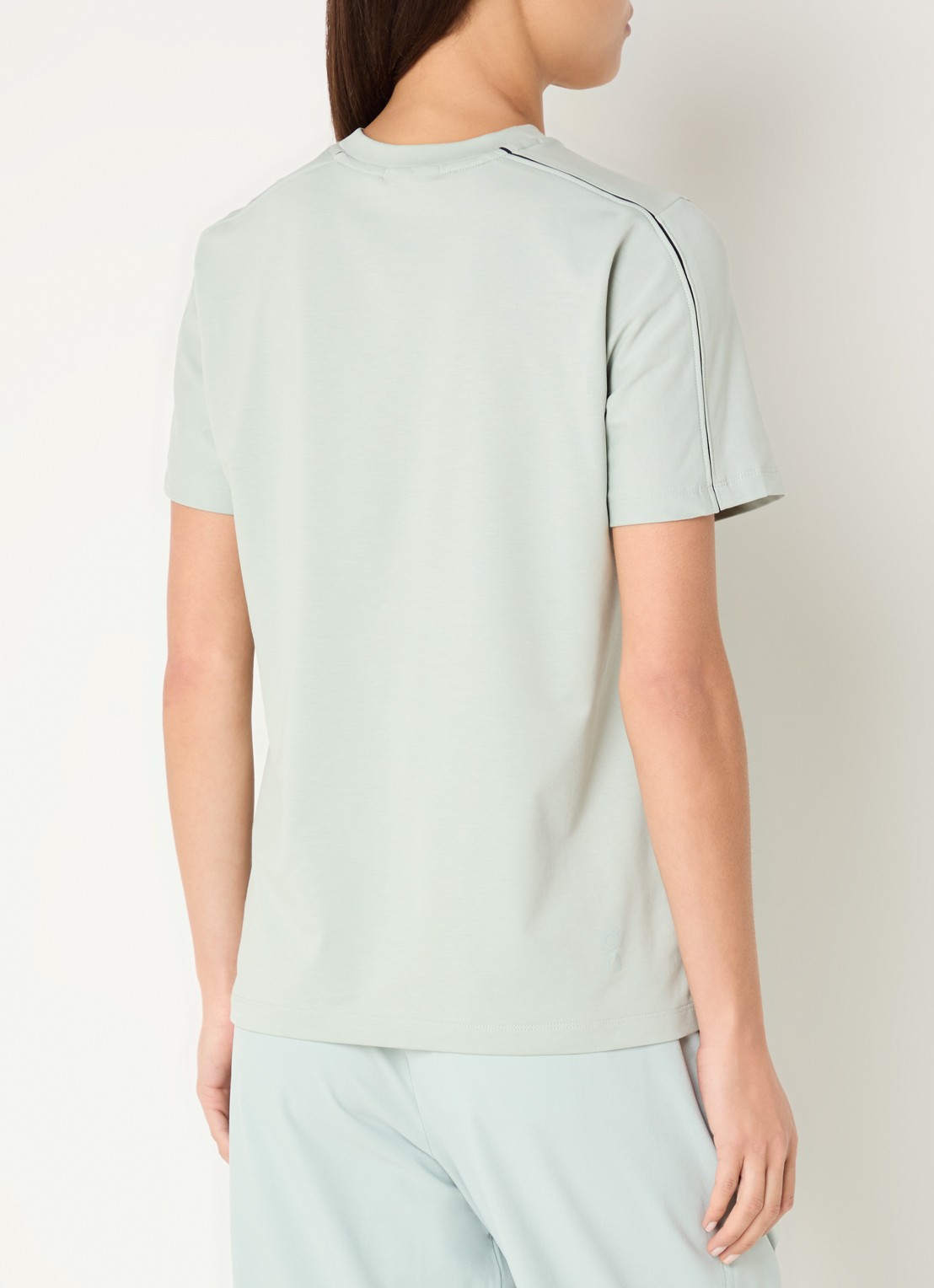 On Foxus T-shirt met ronde hals - achterkant 3 lindegroen