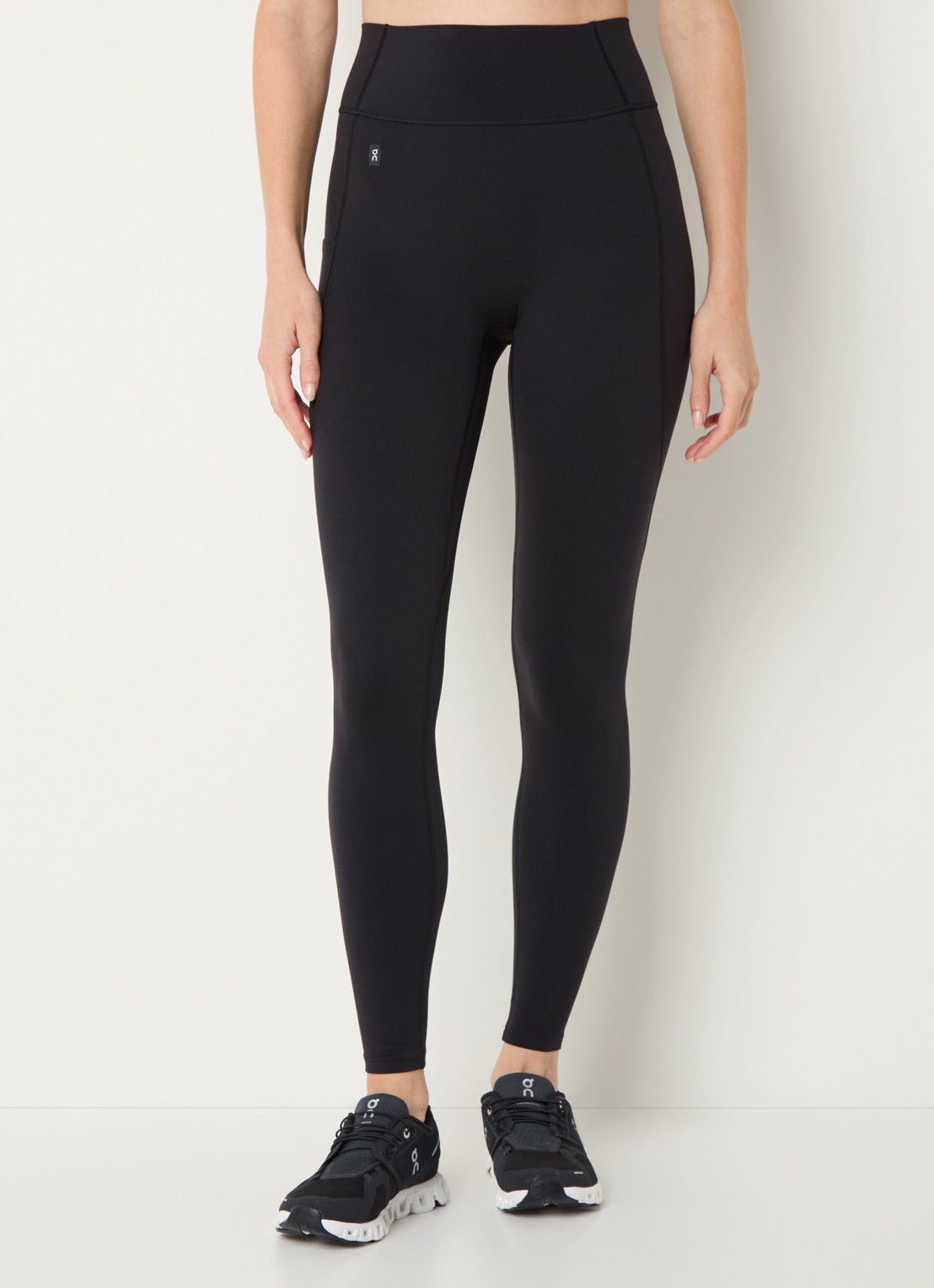 On Studio high waist skinny fit trainingslegging - detail zwart