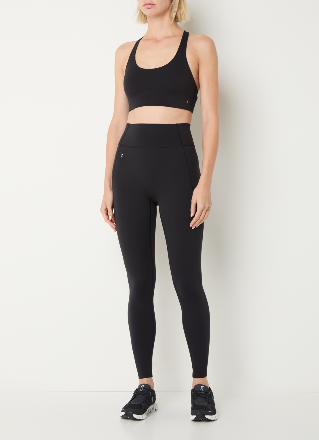 On Studio high waist skinny fit trainingslegging - voorkant 4 zwart