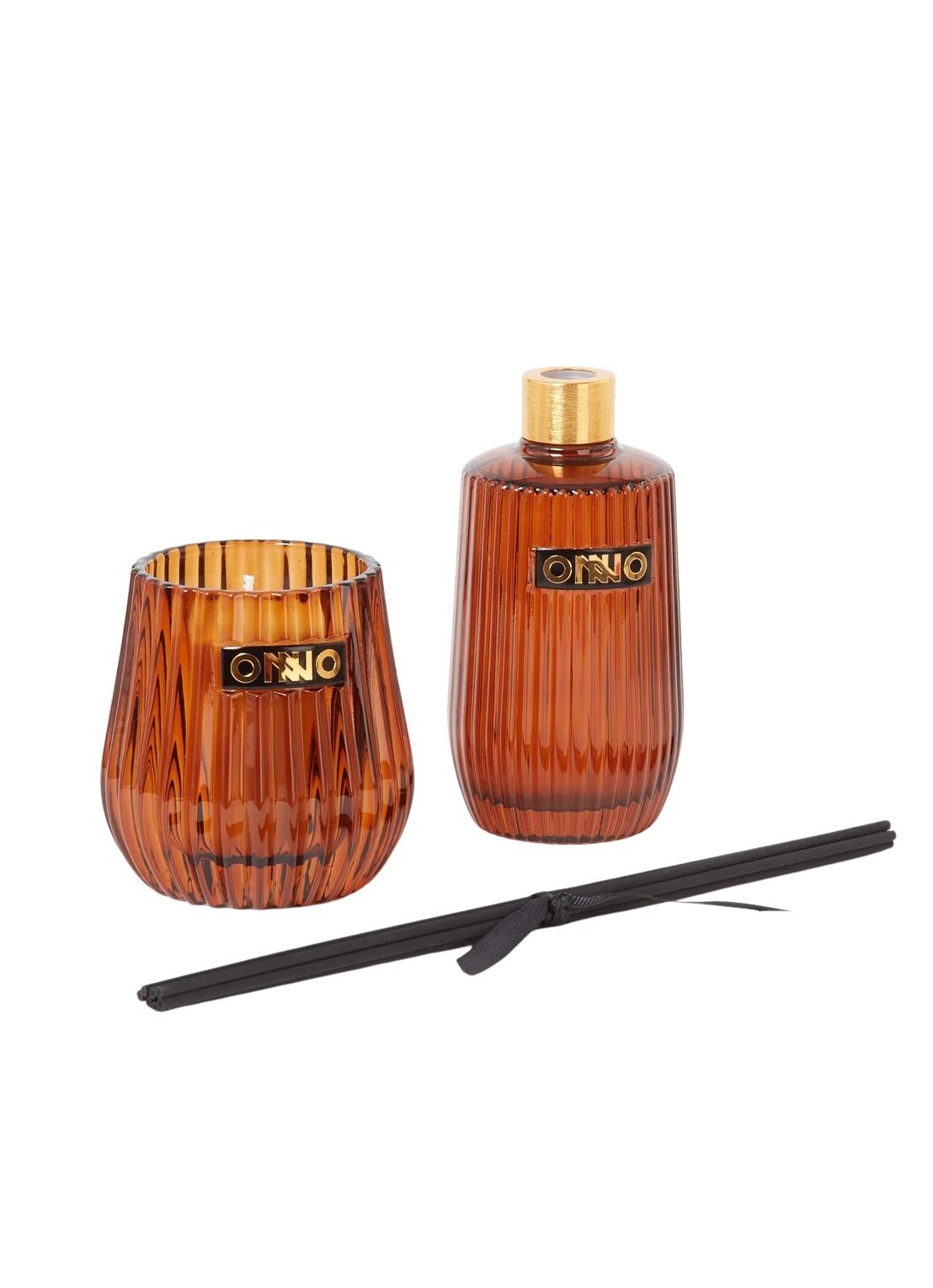 Onno Ginger Fig geurstokjes en geurkaars in giftbox 375 ml - achterkant 5 bruin