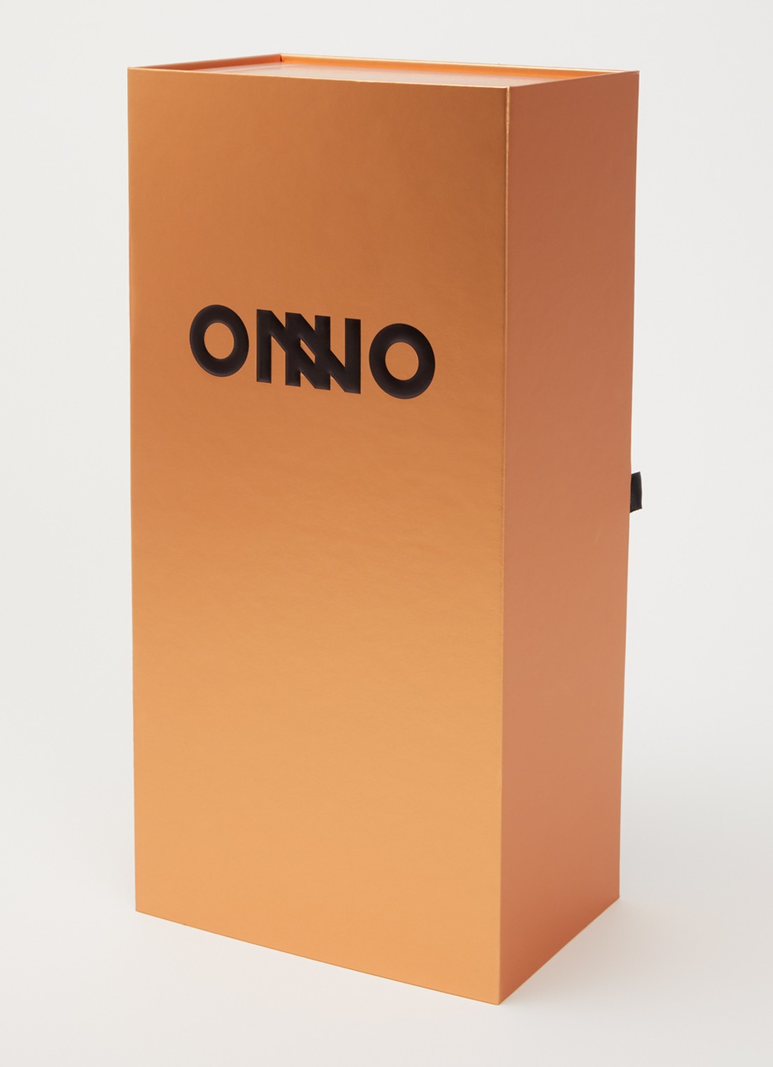 Onno Precious Oud geurstokjes en geurkaars in giftbox - voorkant 2 bordeauxrood