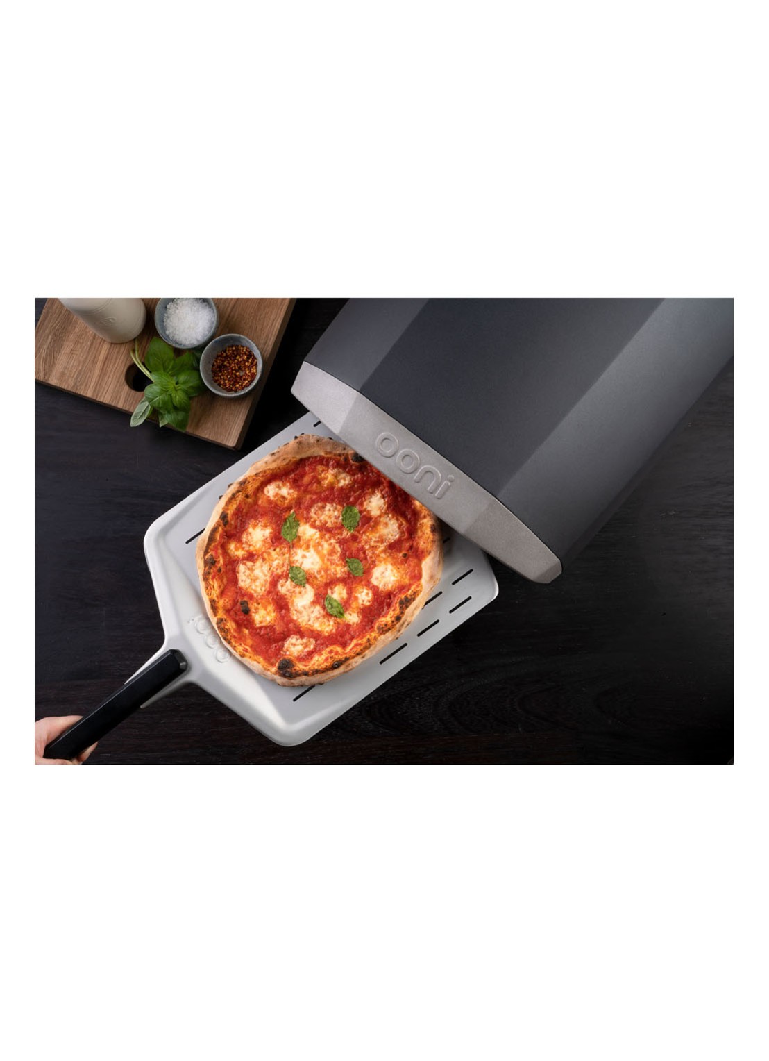 Ooni Pizzaschep 30 cm - voorkant 2 zilver