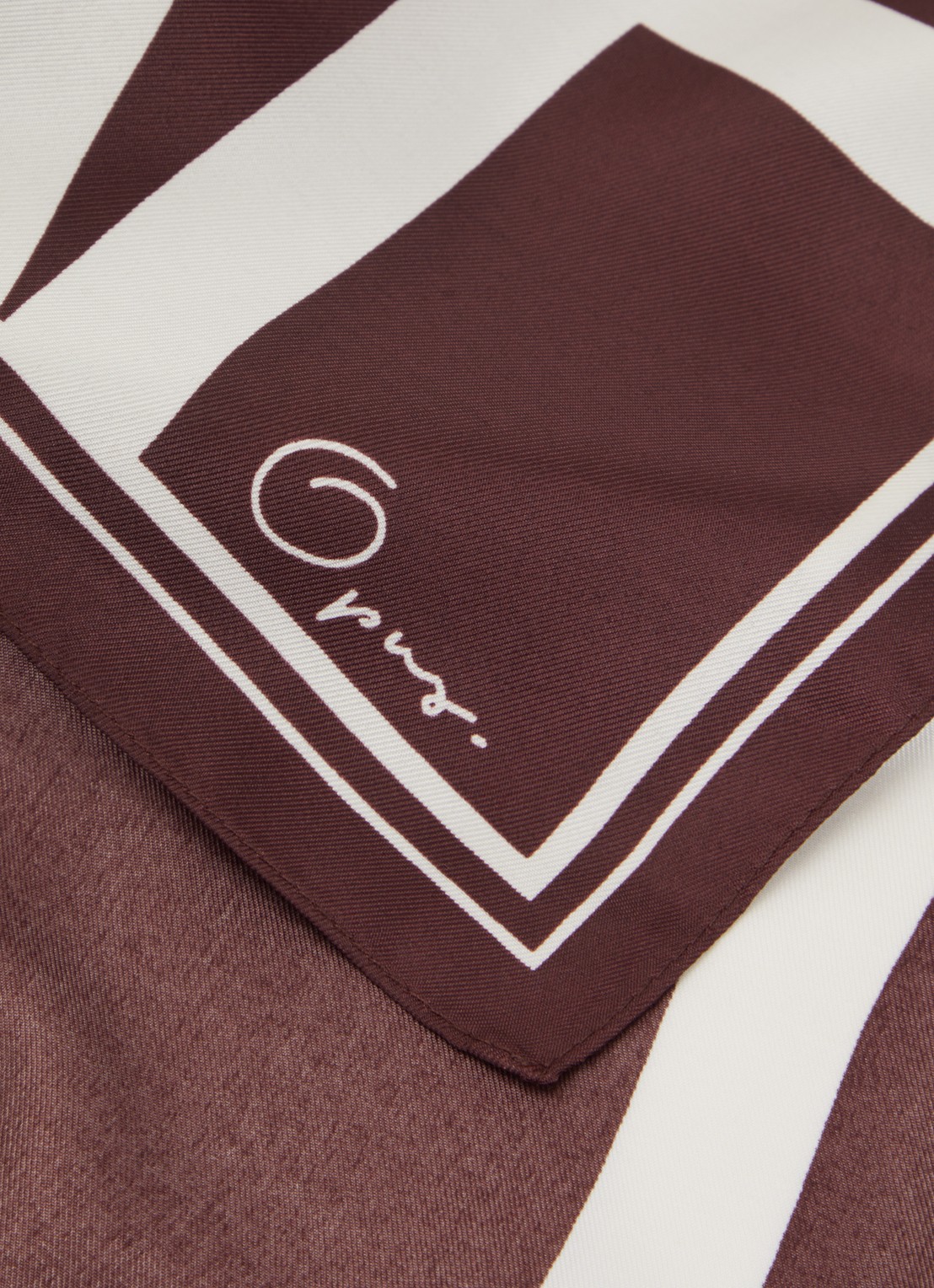 OPUS Aditha sjaal met print 60 x 60 cm - detail 3 bordeauxrood