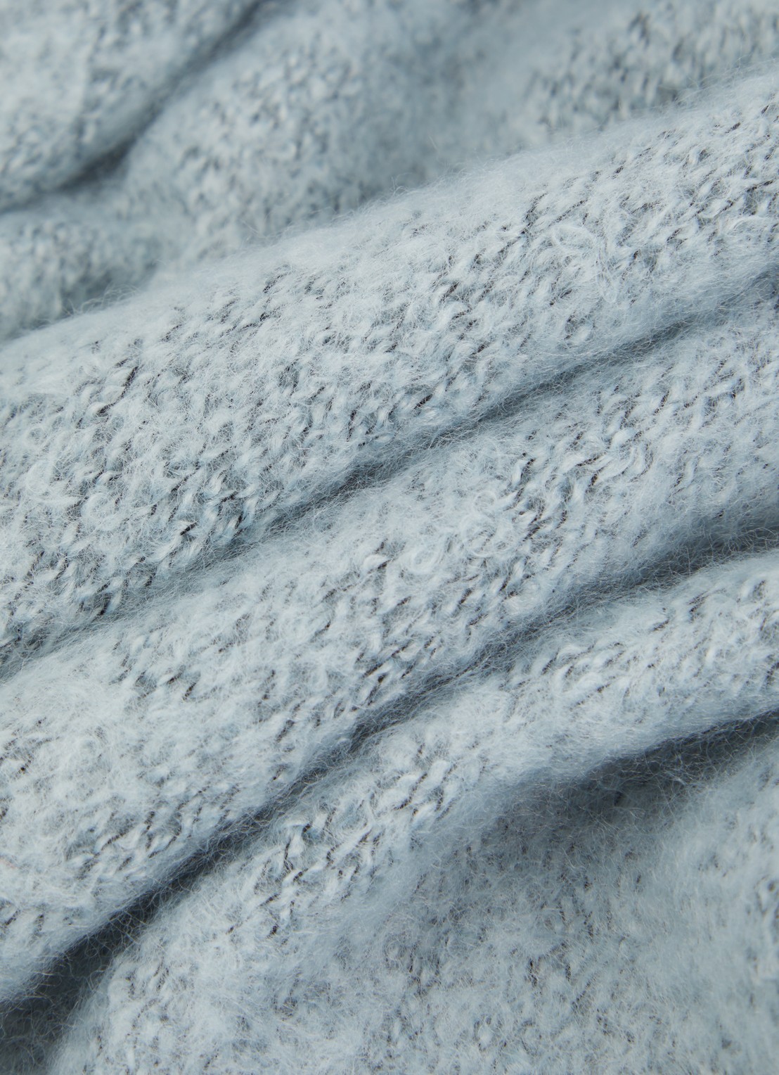 OPUS Amadsi sjaal 210 x 110 cm - detail 2 blauwgrijs