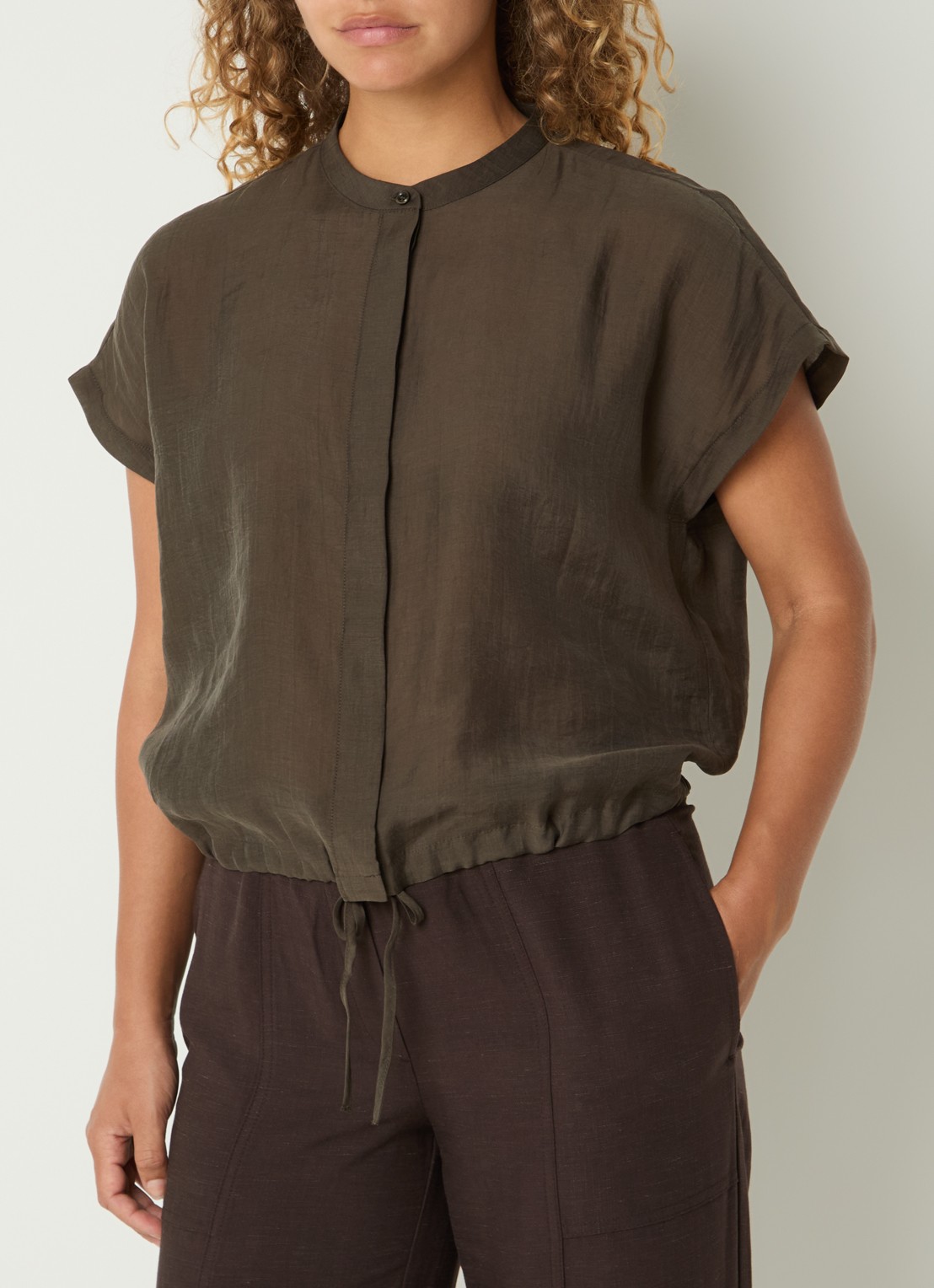 OPUS Fadell blouse met ronde hals - detail 3 bronsgroen