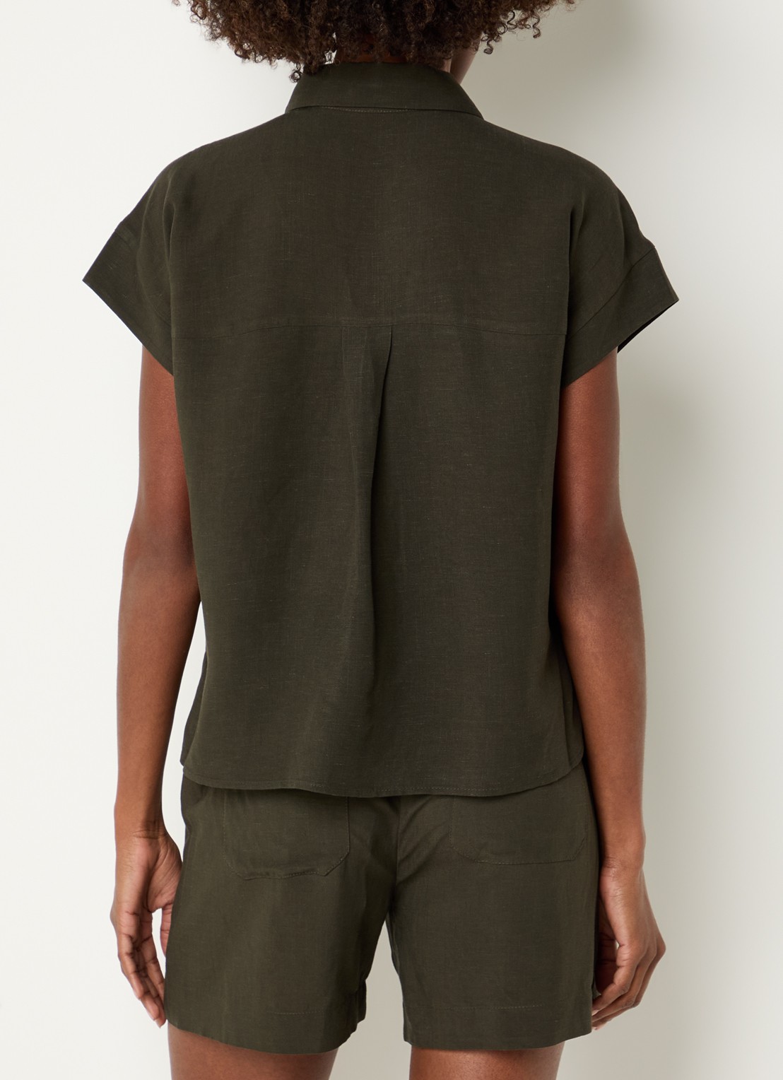 OPUS Falvia blouse in linnenblend - achterkant 3 bronsgroen