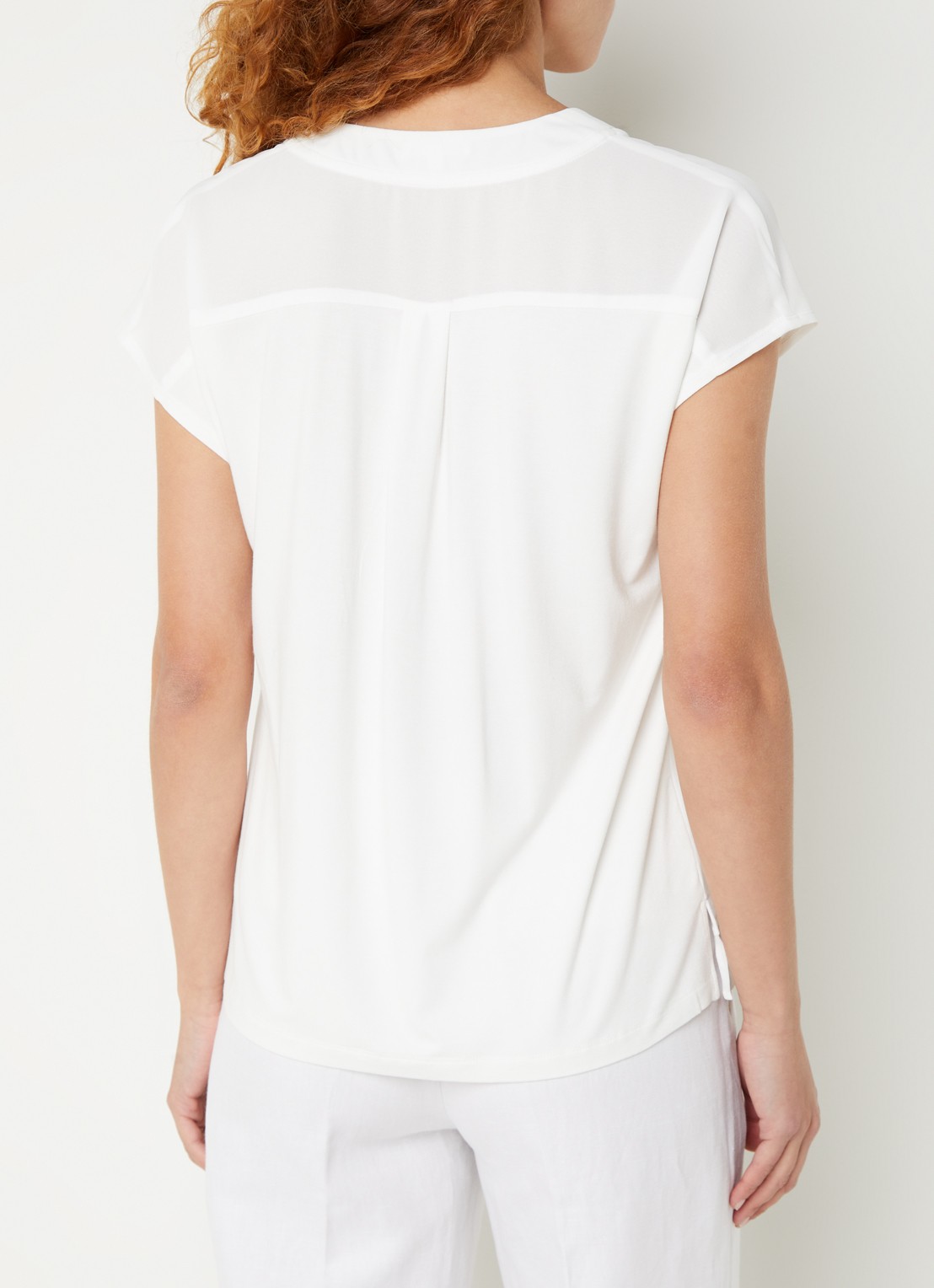 OPUS Feliso T-shirt van crêpe met V-hals - achterkant 4 gebroken wit