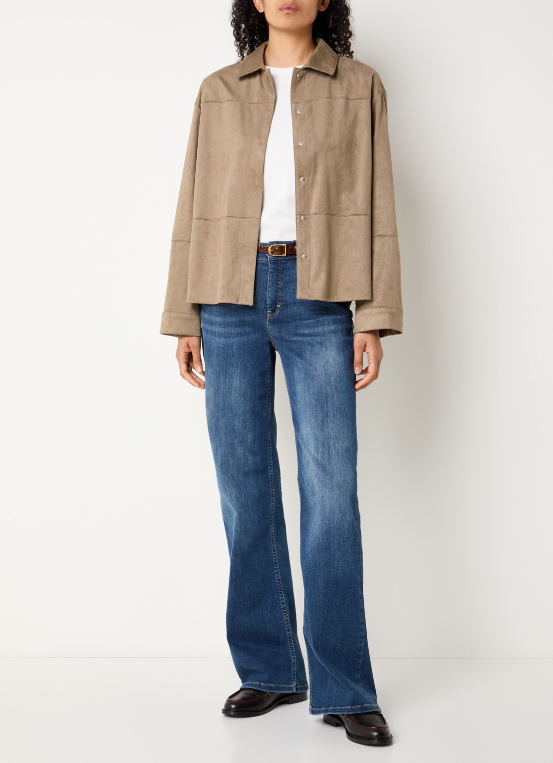 OPUS Filara overshirt van imitatiesuède - voorkant 4 lichtbruin