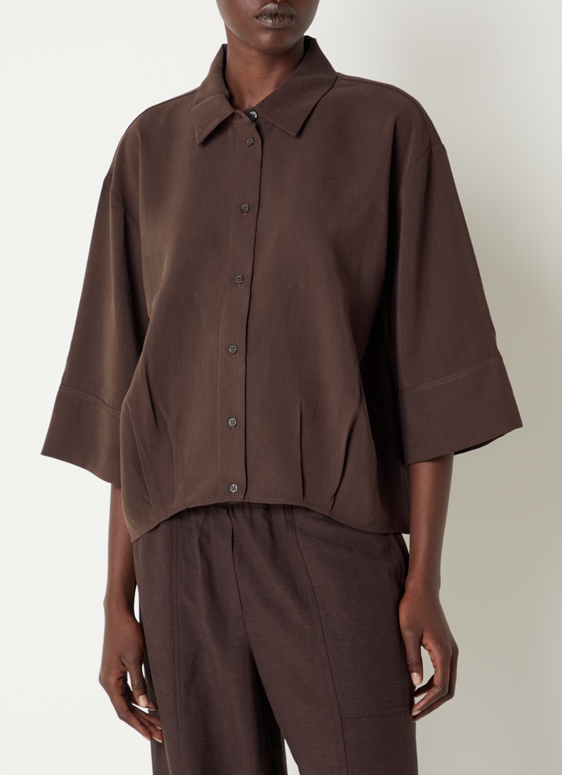 OPUS Fotori blouse met plooidetail en vleermuismouw - detail 2 donkerbruin