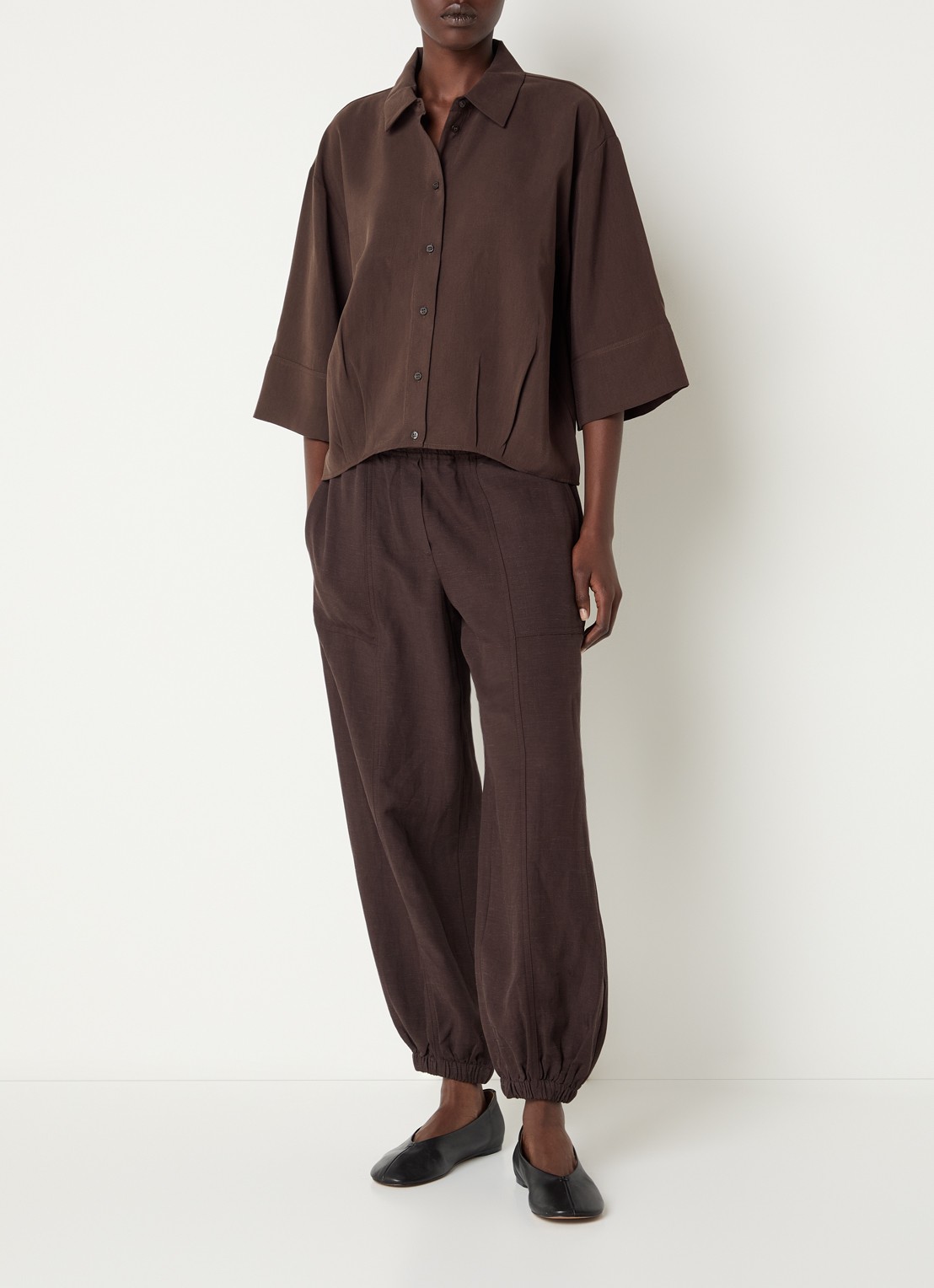 OPUS Fotori blouse met plooidetail en vleermuismouw - voorkant 4 donkerbruin