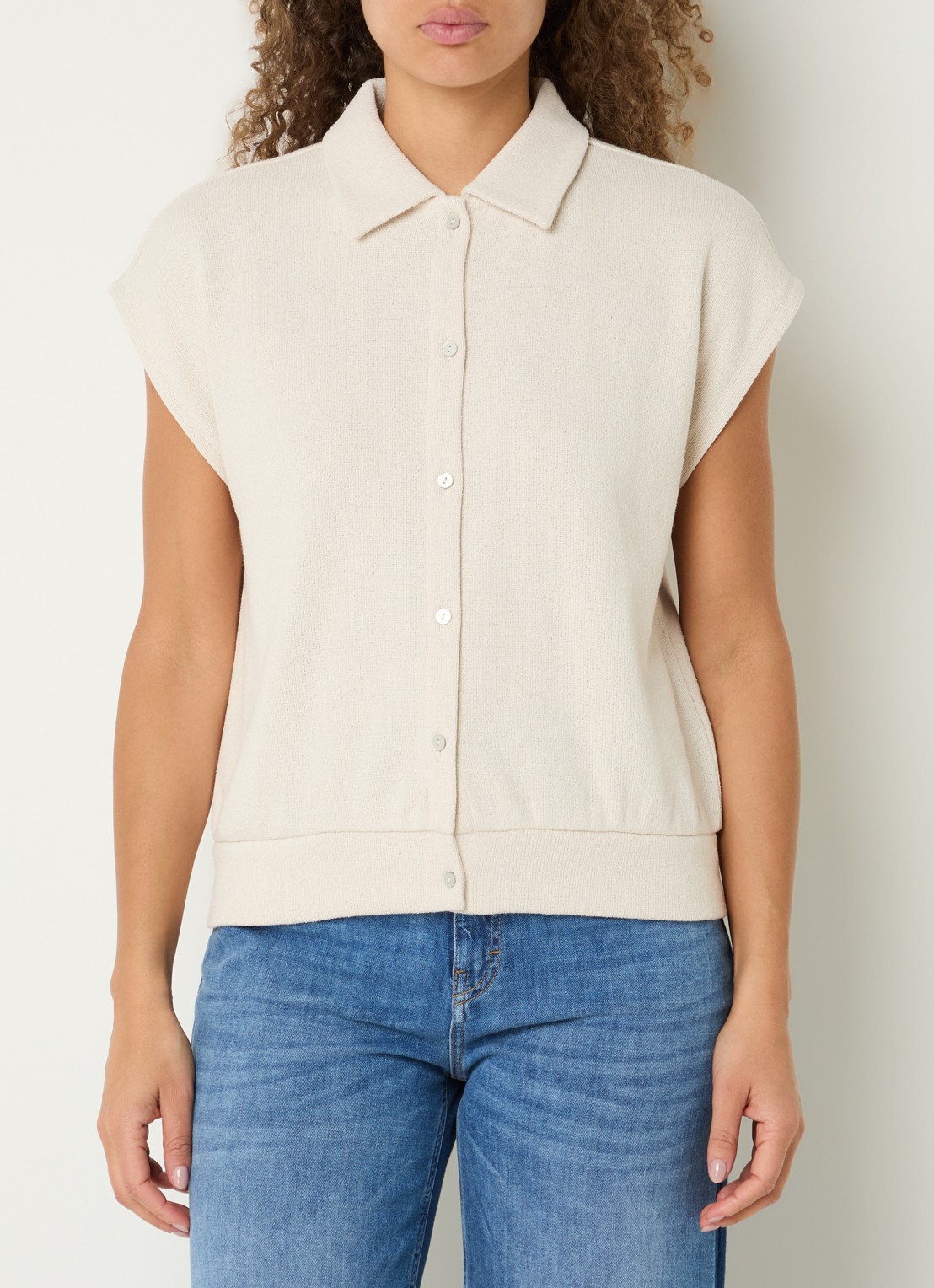 OPUS Glaya mouwloze blouse - detail creme