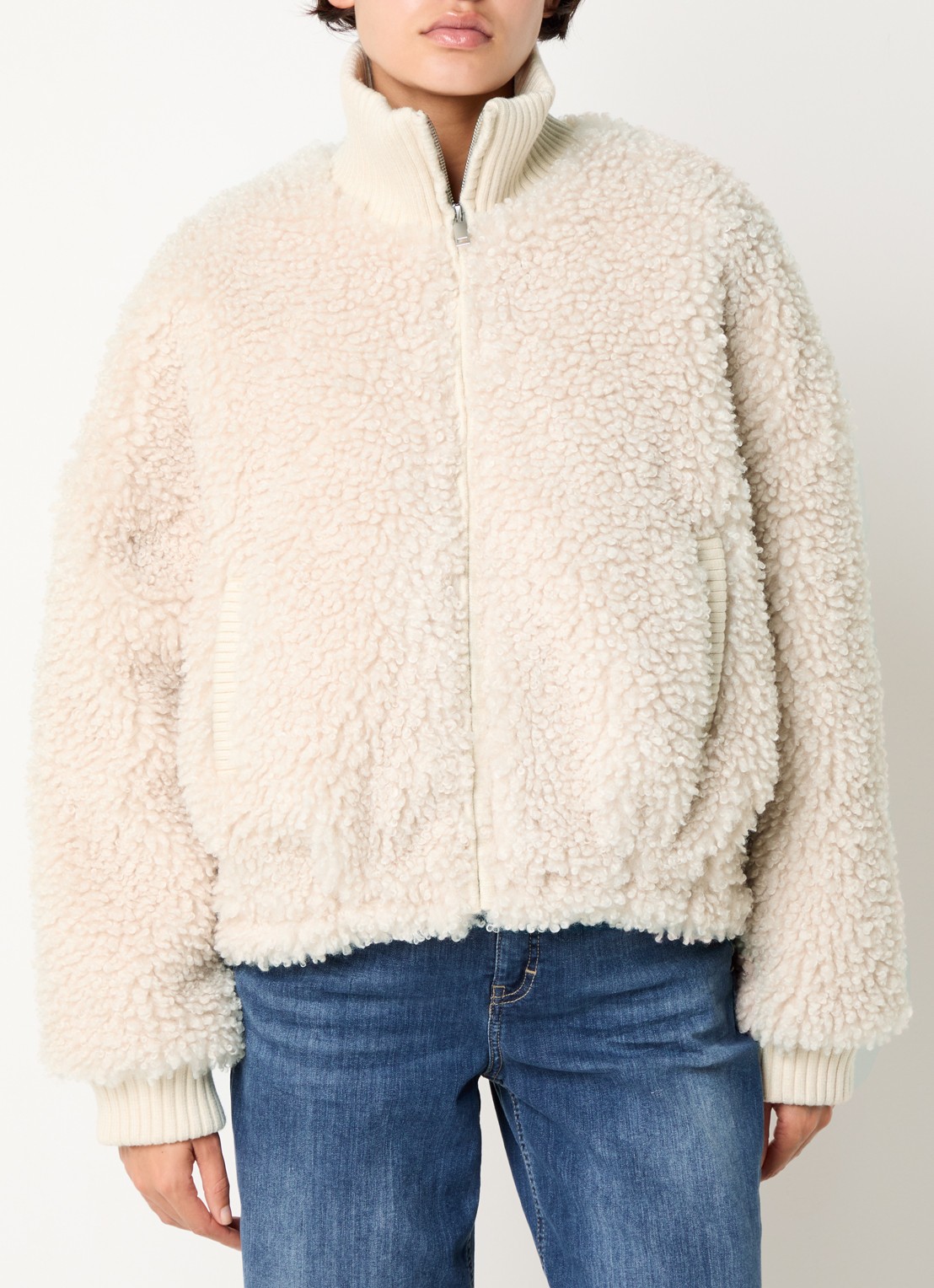 OPUS Halkara jack van teddy met steekzakken - detail 4 beige
