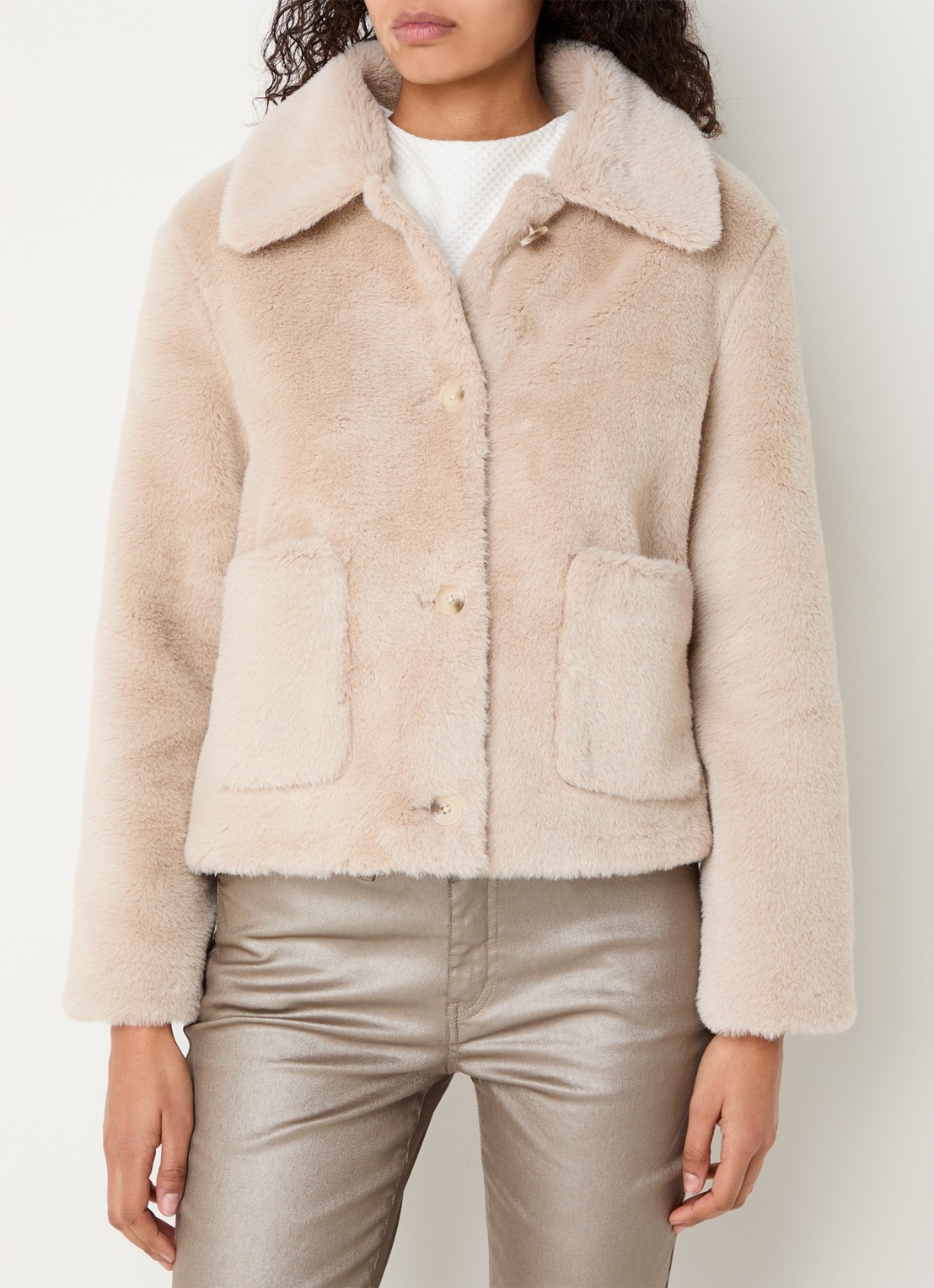 OPUS Herrisa jack van imitatiebont met opgestikte zakken - detail 4 beige