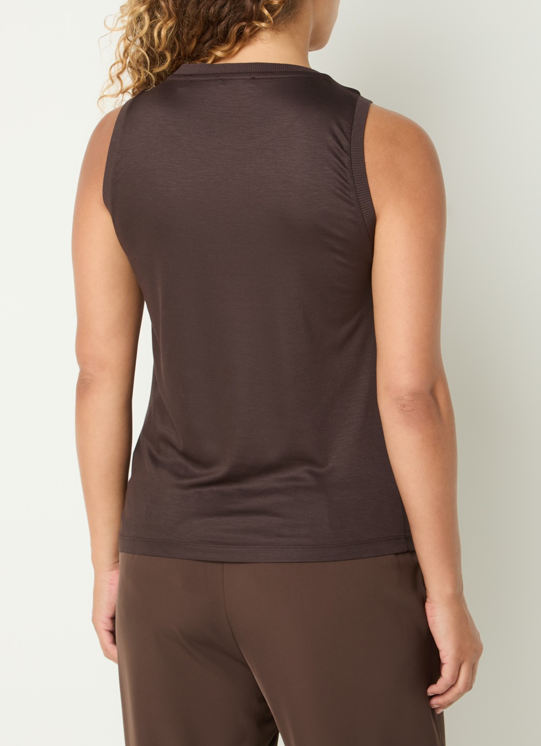 OPUS Inise tanktop met ronde hals - achterkant donkerbruin