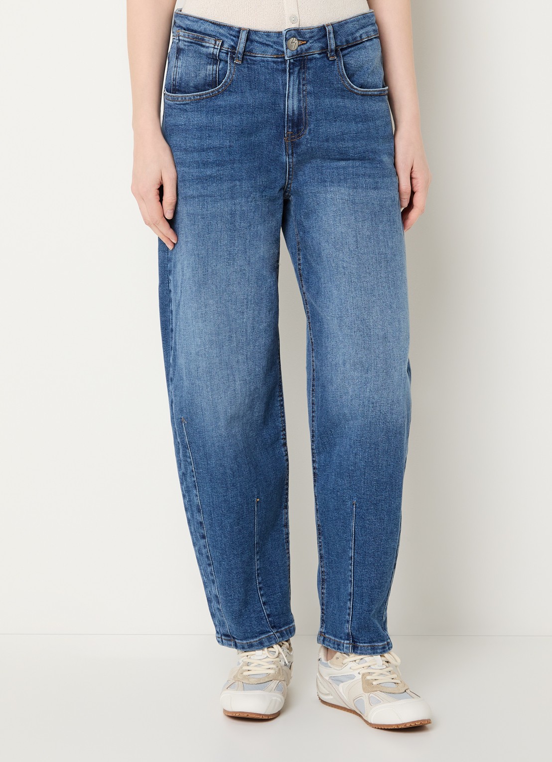 OPUS Lissie mid waist wide fit jeans met medium wassing - detail 4 indigo