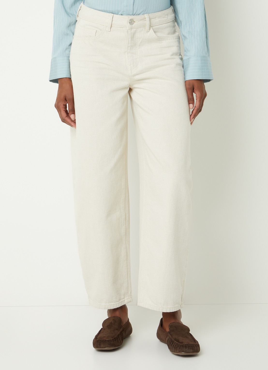 OPUS Lolah mid waist wide leg jeans met gekleurde wassing - detail 4 gebroken wit