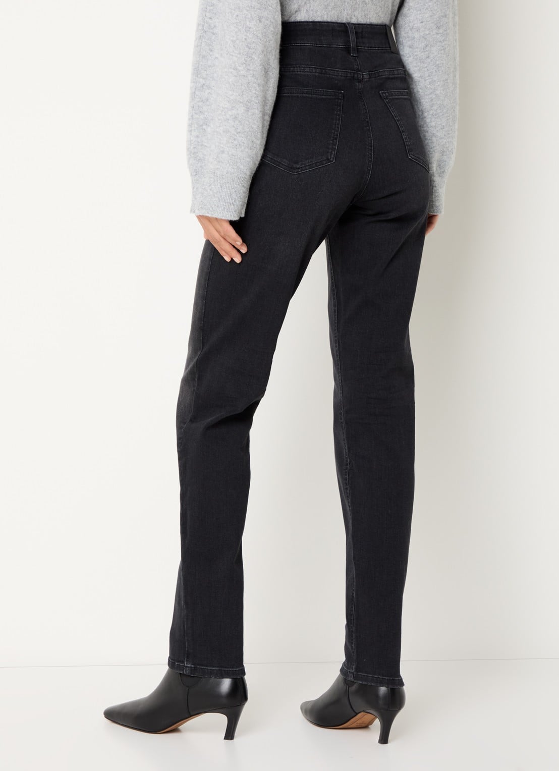 OPUS Melly high waist slim fit jeans met steekzakken - achterkant zwart