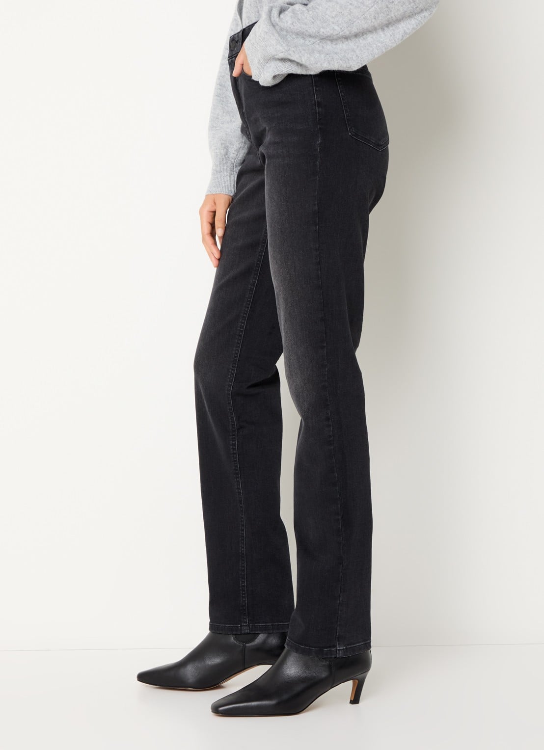 OPUS Melly high waist slim fit jeans met steekzakken - detail 3 zwart