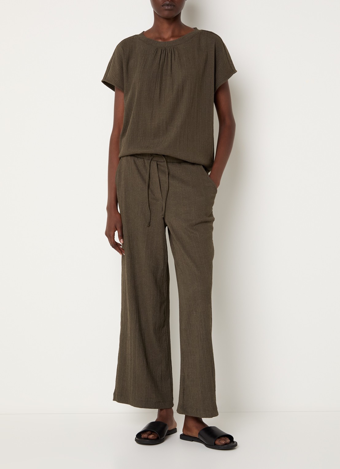 OPUS Mileni high waist loose fit pantalon met structuur - voorkant 3 groen