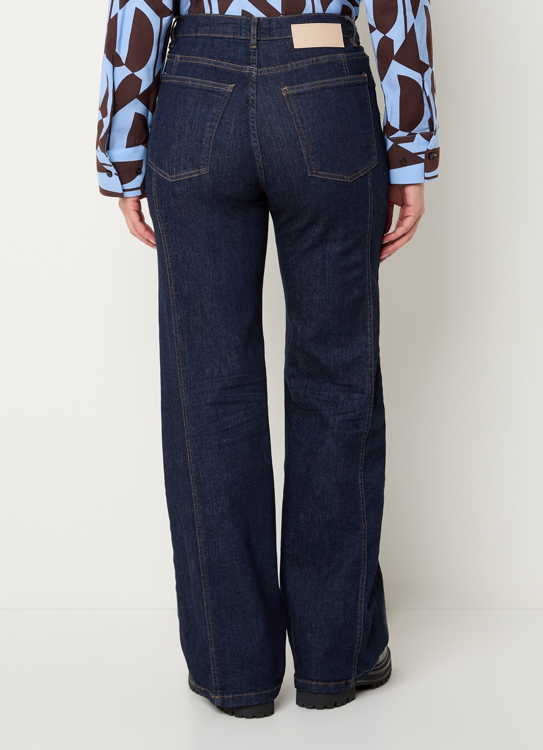 OPUS Miva high waist straight fit jeans met donkere wassing - achterkant indigo