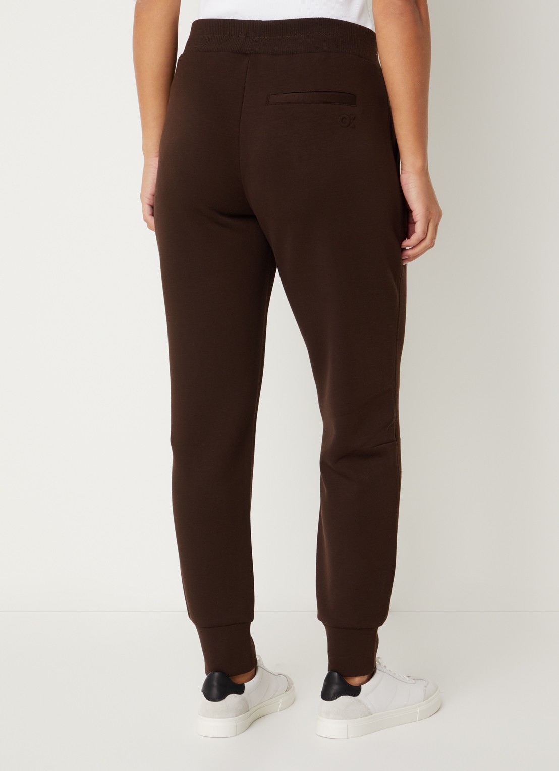 OPUS Myha Club high waist tapered fit joggingbroek - achterkant donkerbruin