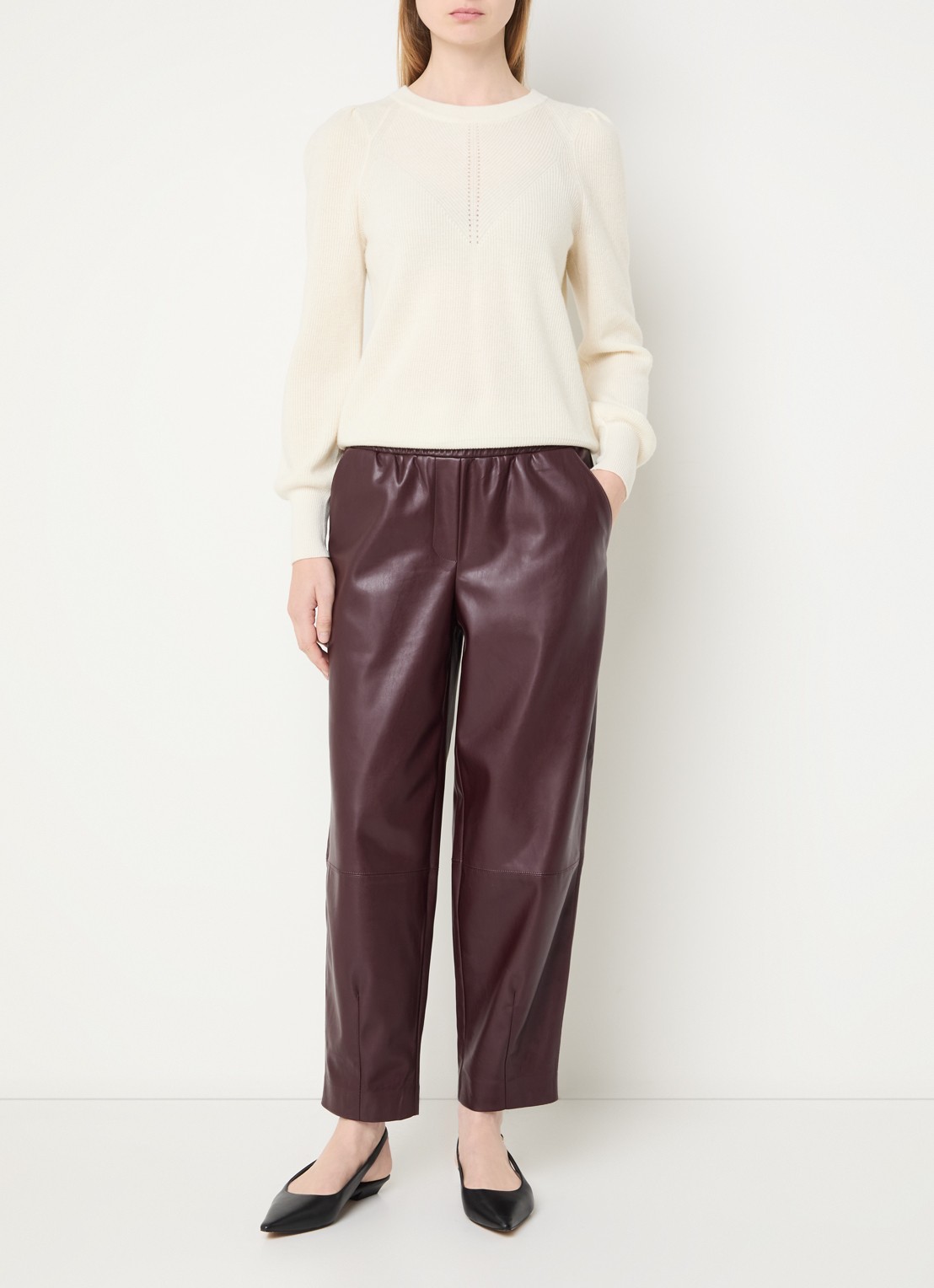OPUS Myha Edgy mid waist cropped tapered fit broek van imitatieleer - voorkant 4 bordeauxrood