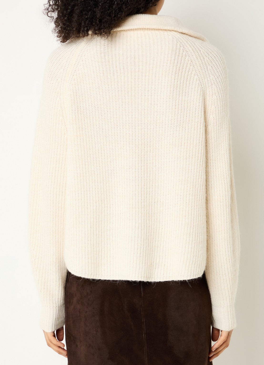 OPUS Poy grofgebreide trui in alpaca wolblend met halve rits - achterkant gebroken wit